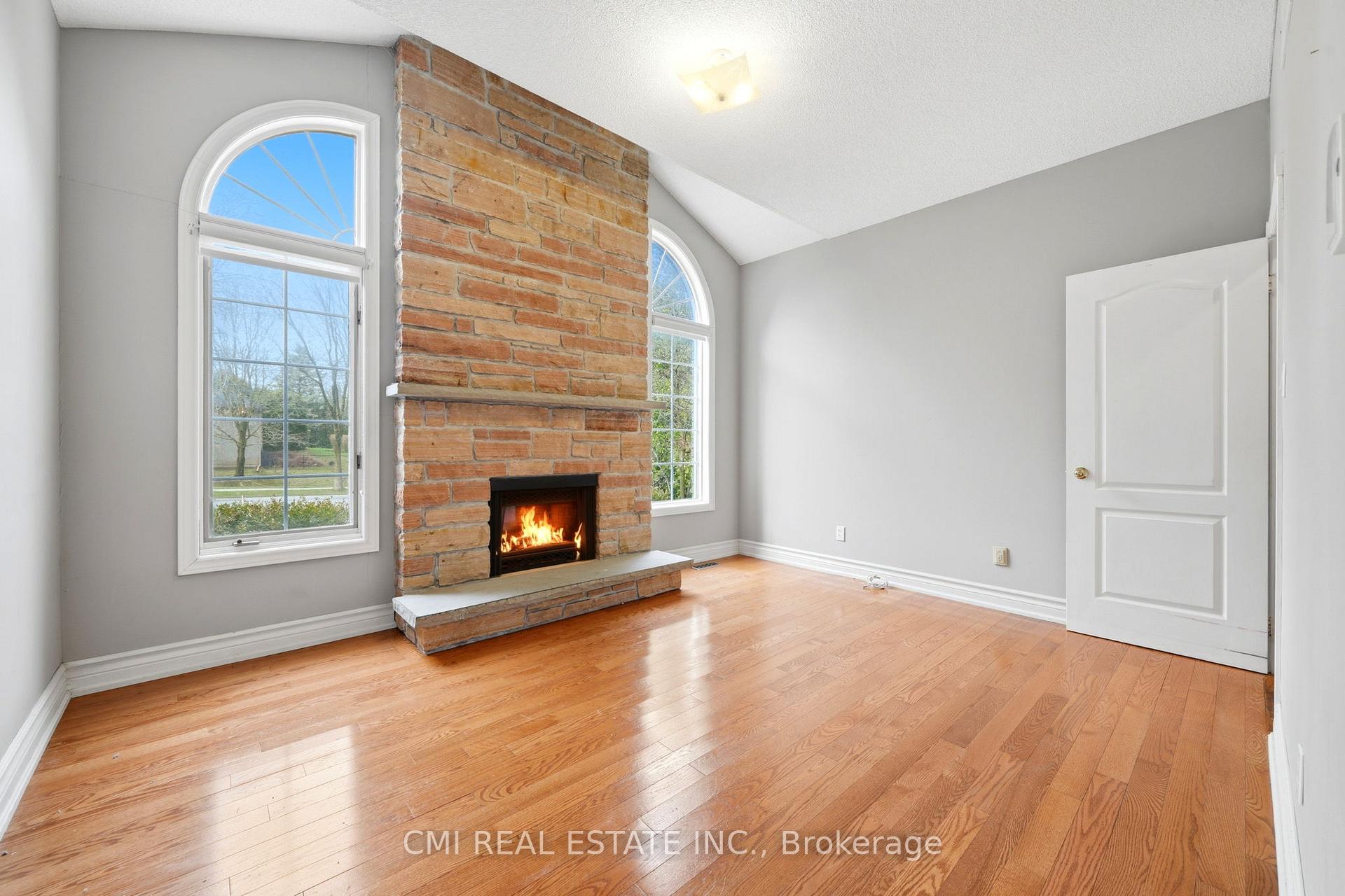 Photo 18 of 15 Treegrove Circle, Aurora, Hills of St Andrew — HOMEH
