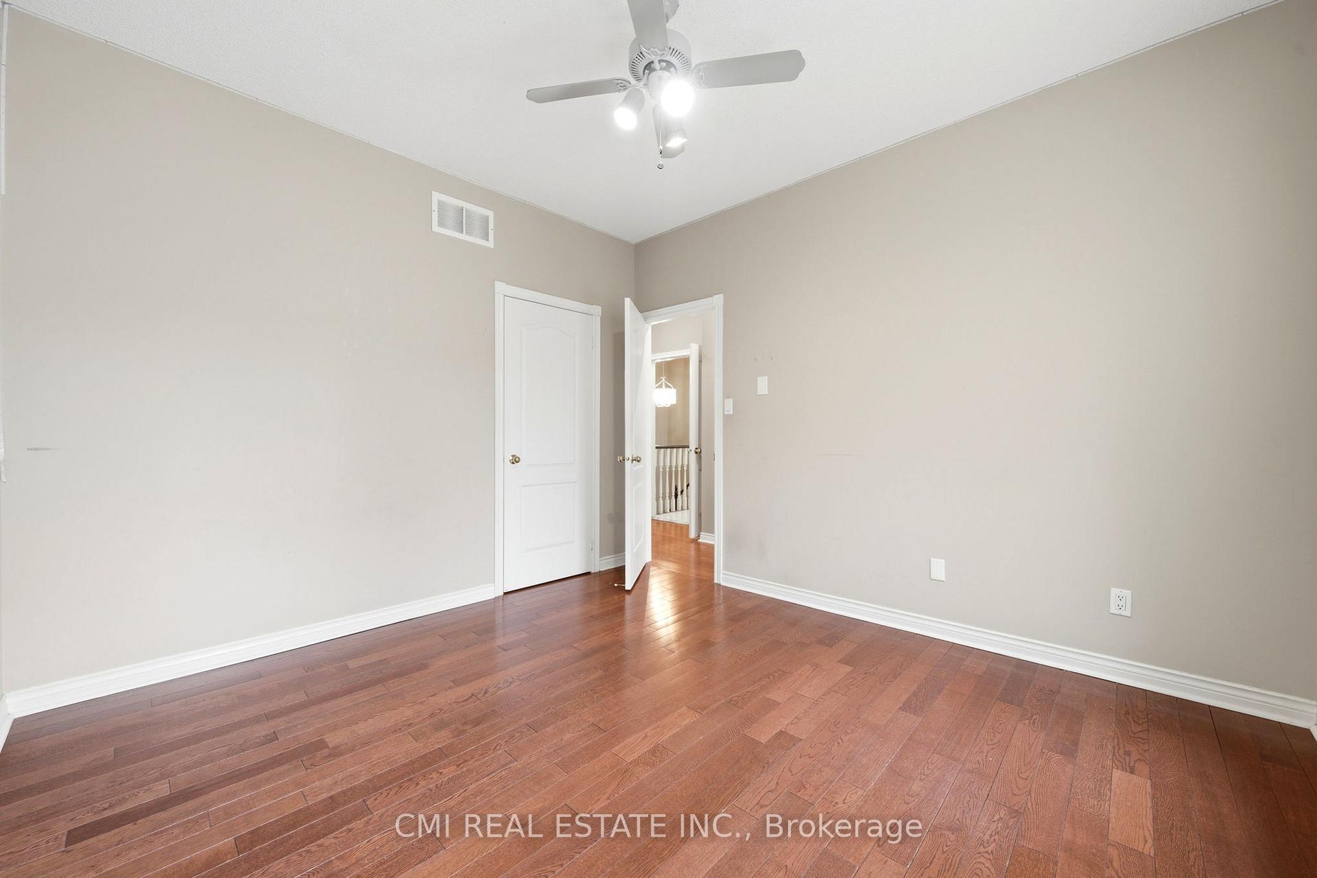 Photo 24 of 15 Treegrove Circle, Aurora, Hills of St Andrew — HOMEH