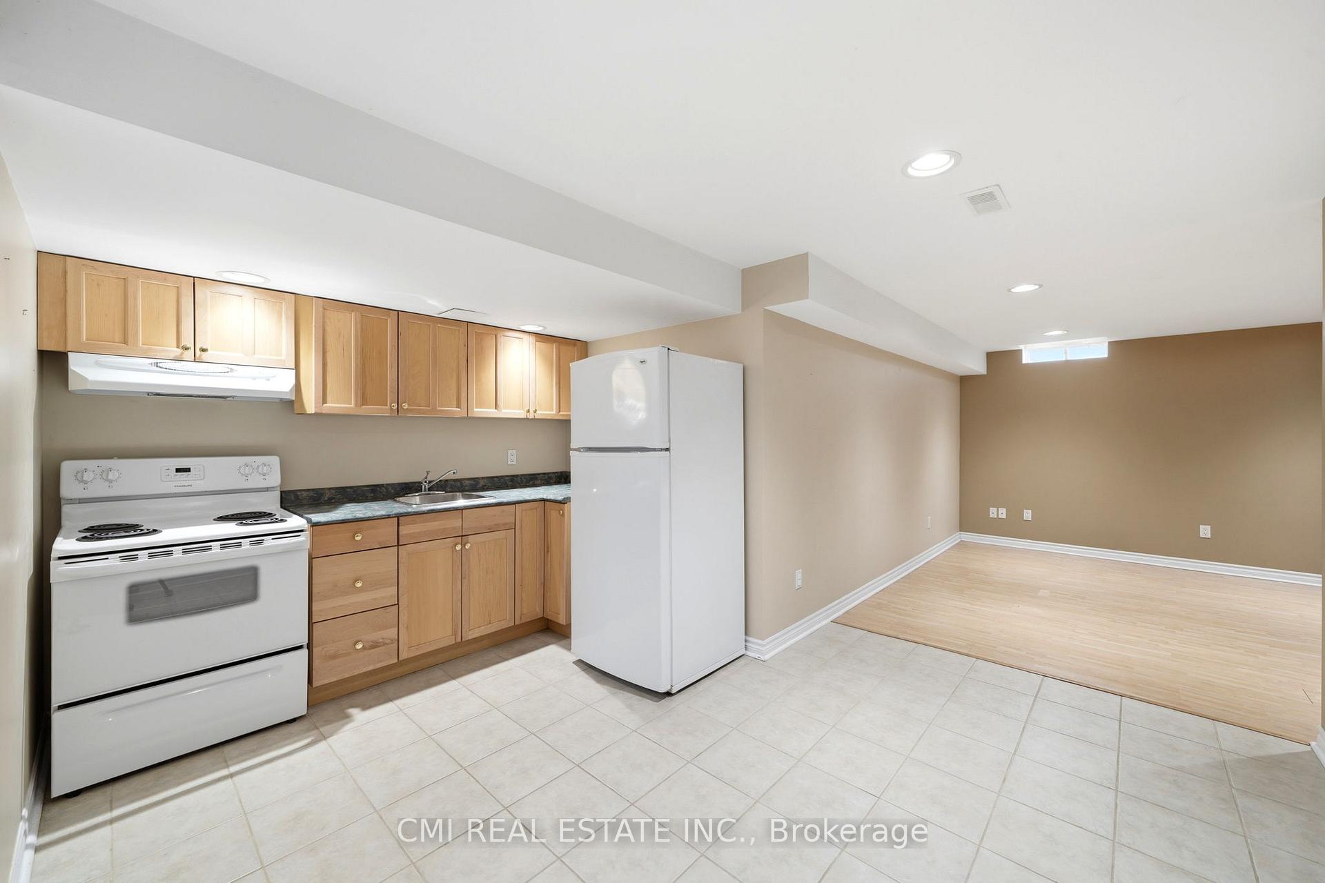 Photo 41 of 15 Treegrove Circle, Aurora, Hills of St Andrew — HOMEH