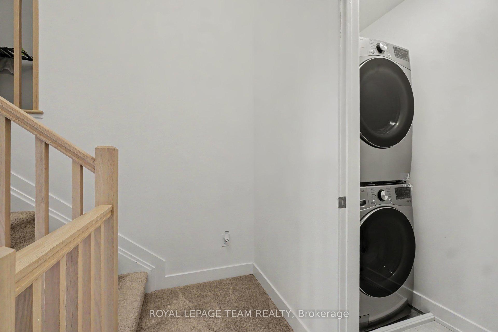 Photo 19 of 65 Arinto Place, Ottawa, Kanata - Emerald Meadows/Trailwest — HOMEH