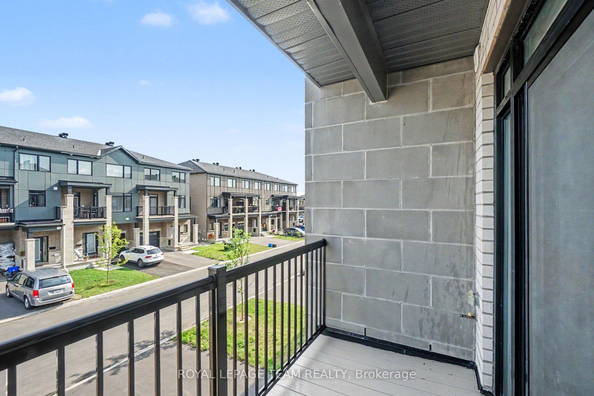 Photo 29 of 65 Arinto Place, Ottawa, Kanata - Emerald Meadows/Trailwest — HOMEH