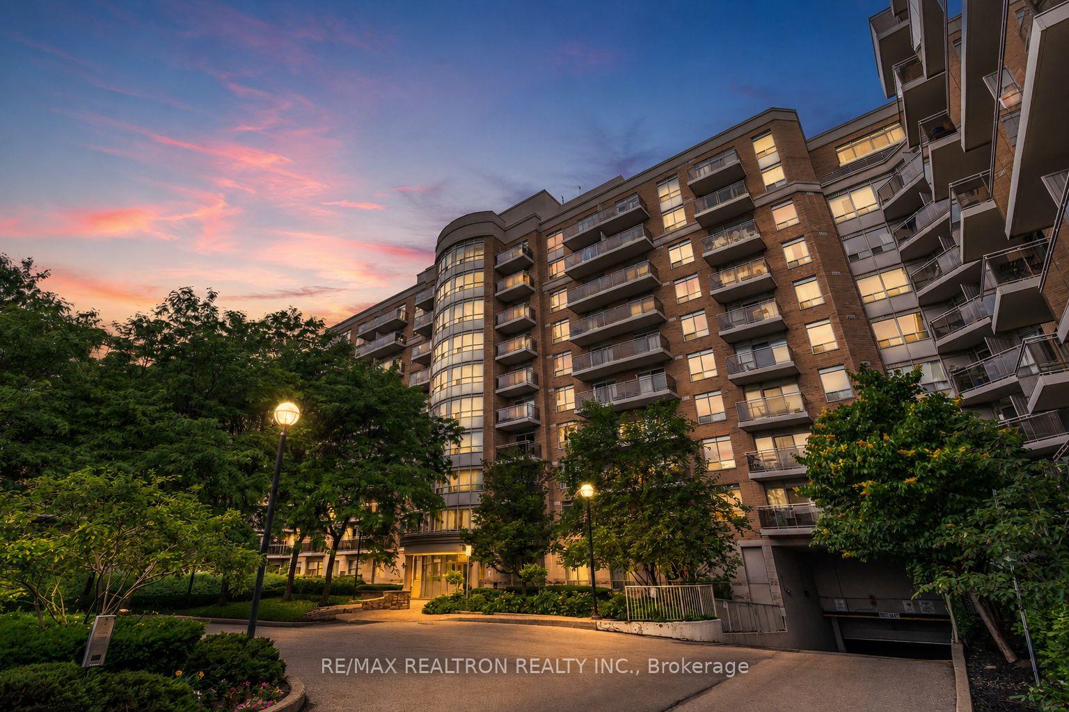 Front of Unit 622, 650 Lawrence Avenue W