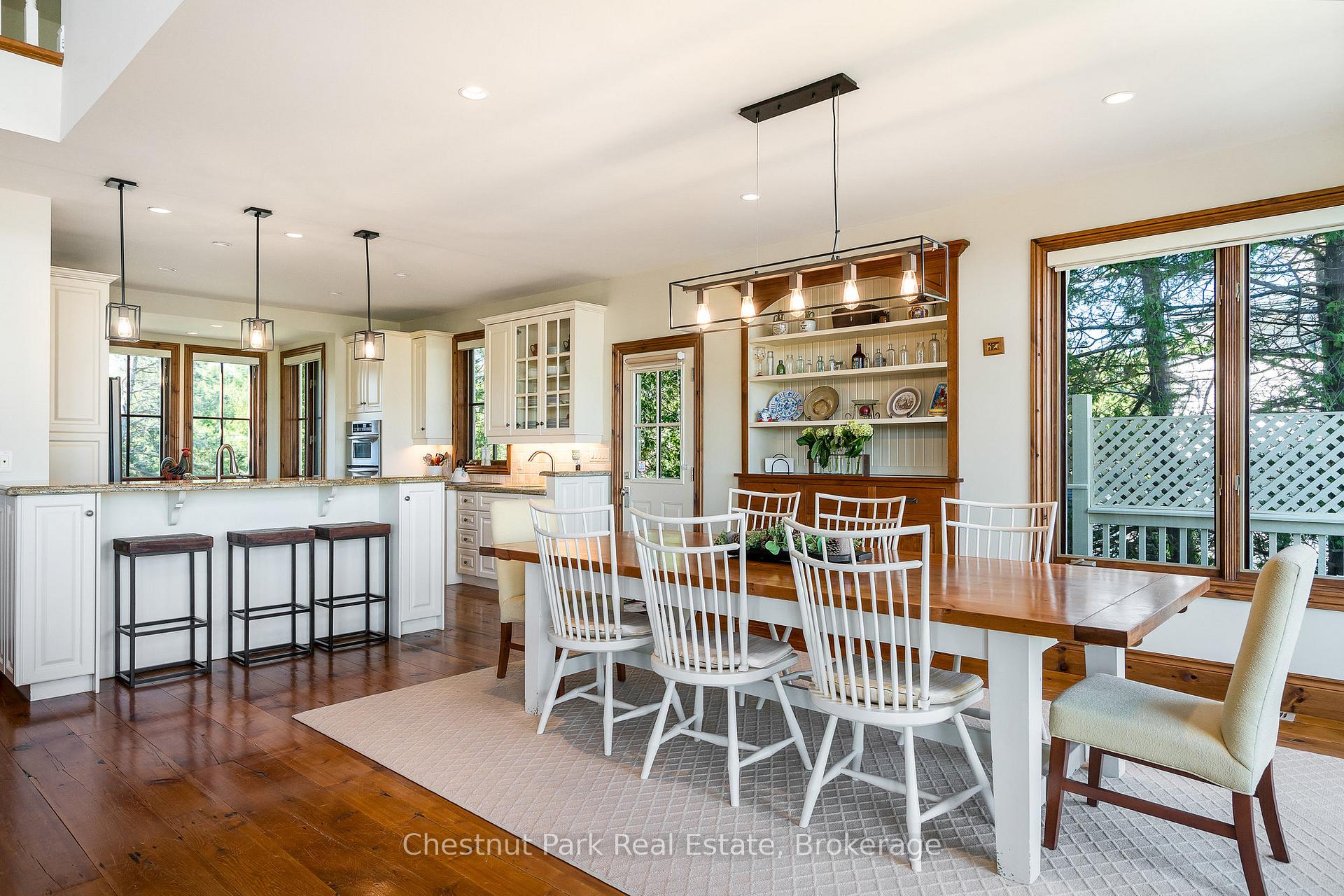 Photo 14 of 176 Bartlett Boulevard, Collingwood — HOMEH