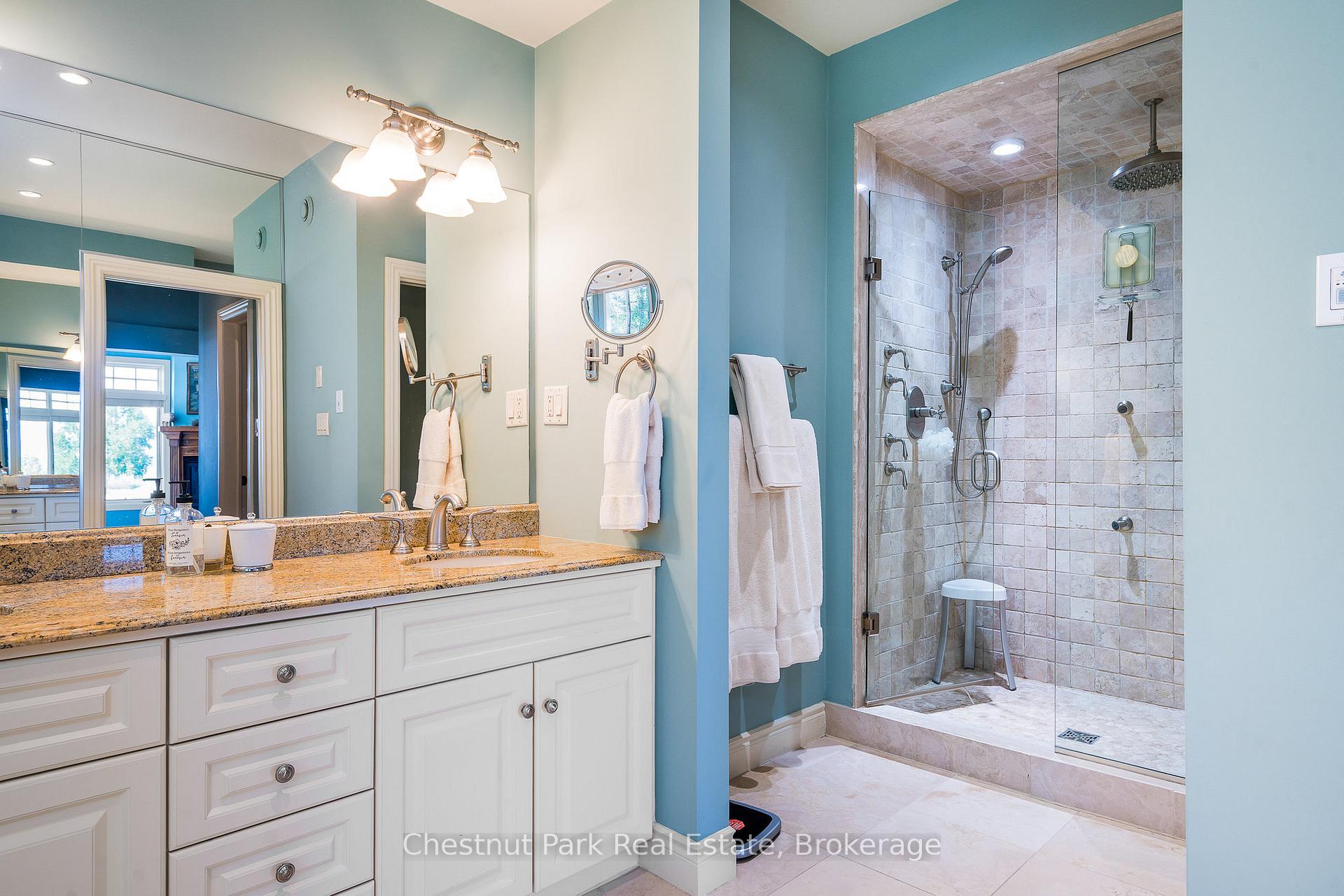 Photo 27 of 176 Bartlett Boulevard, Collingwood — HOMEH