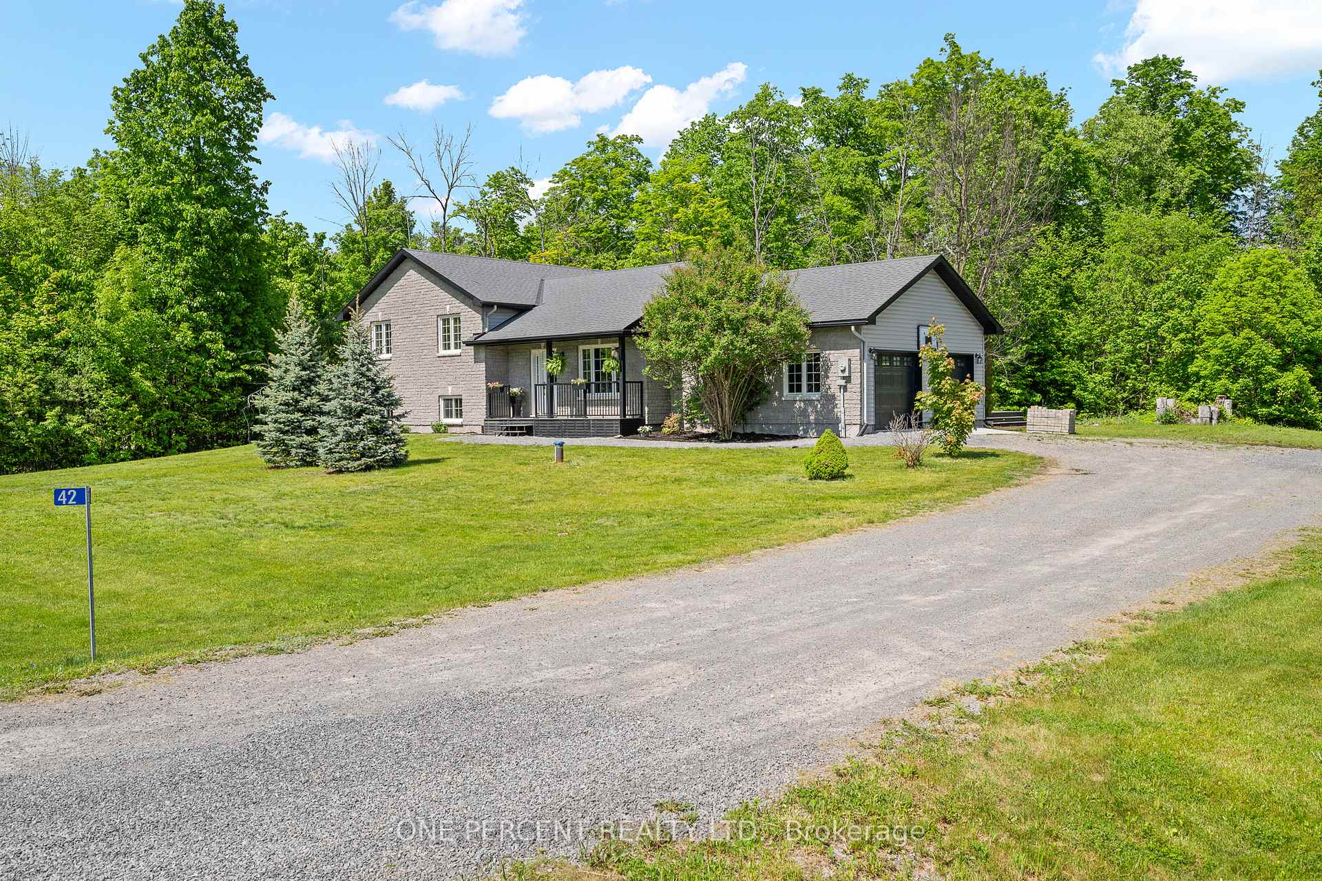 Photo 3 of 42 Stonewalk Drive, North Grenville, North Grenville Twp (Kemptville South) — HOMEH