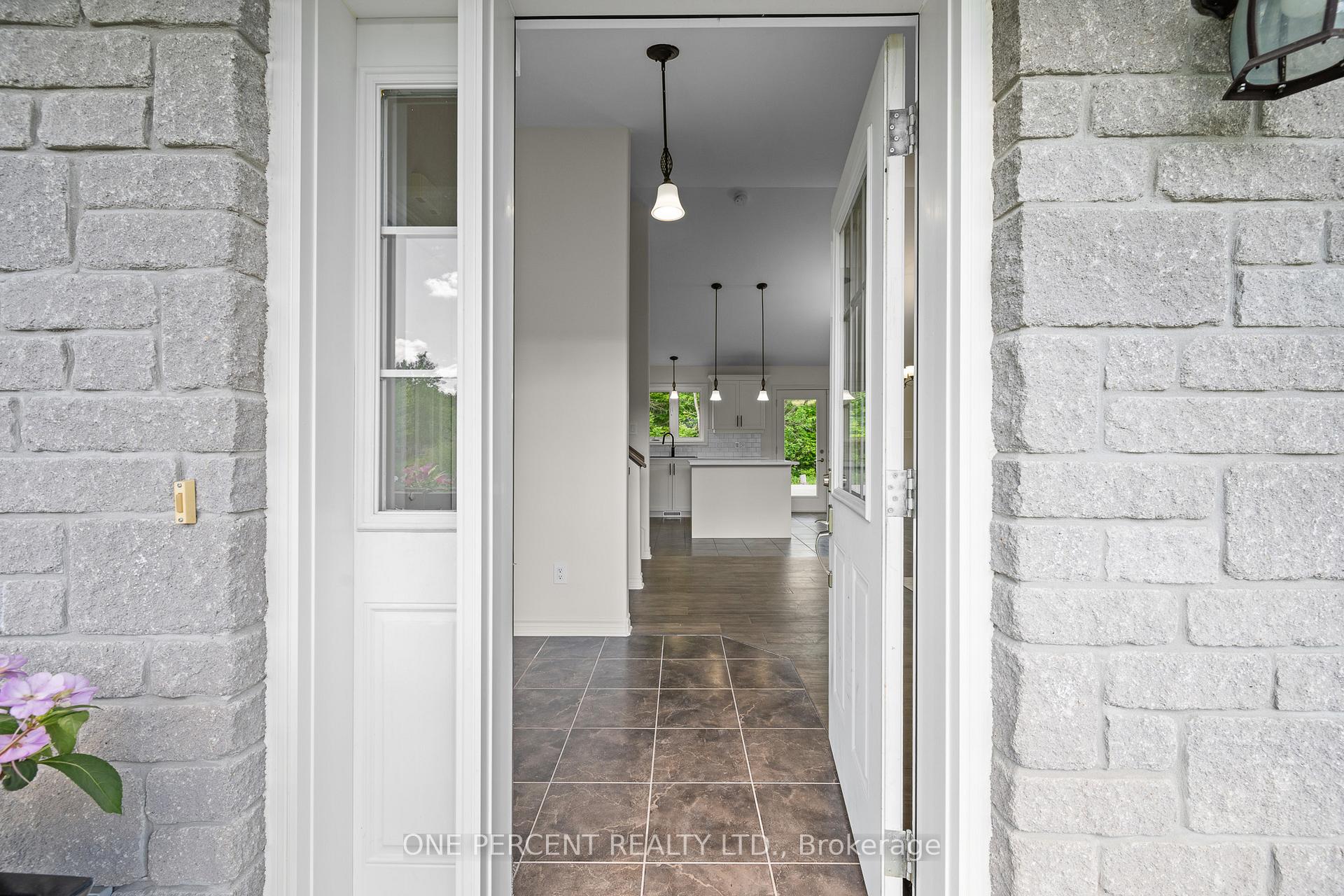 Photo 5 of 42 Stonewalk Drive, North Grenville, North Grenville Twp (Kemptville South) — HOMEH