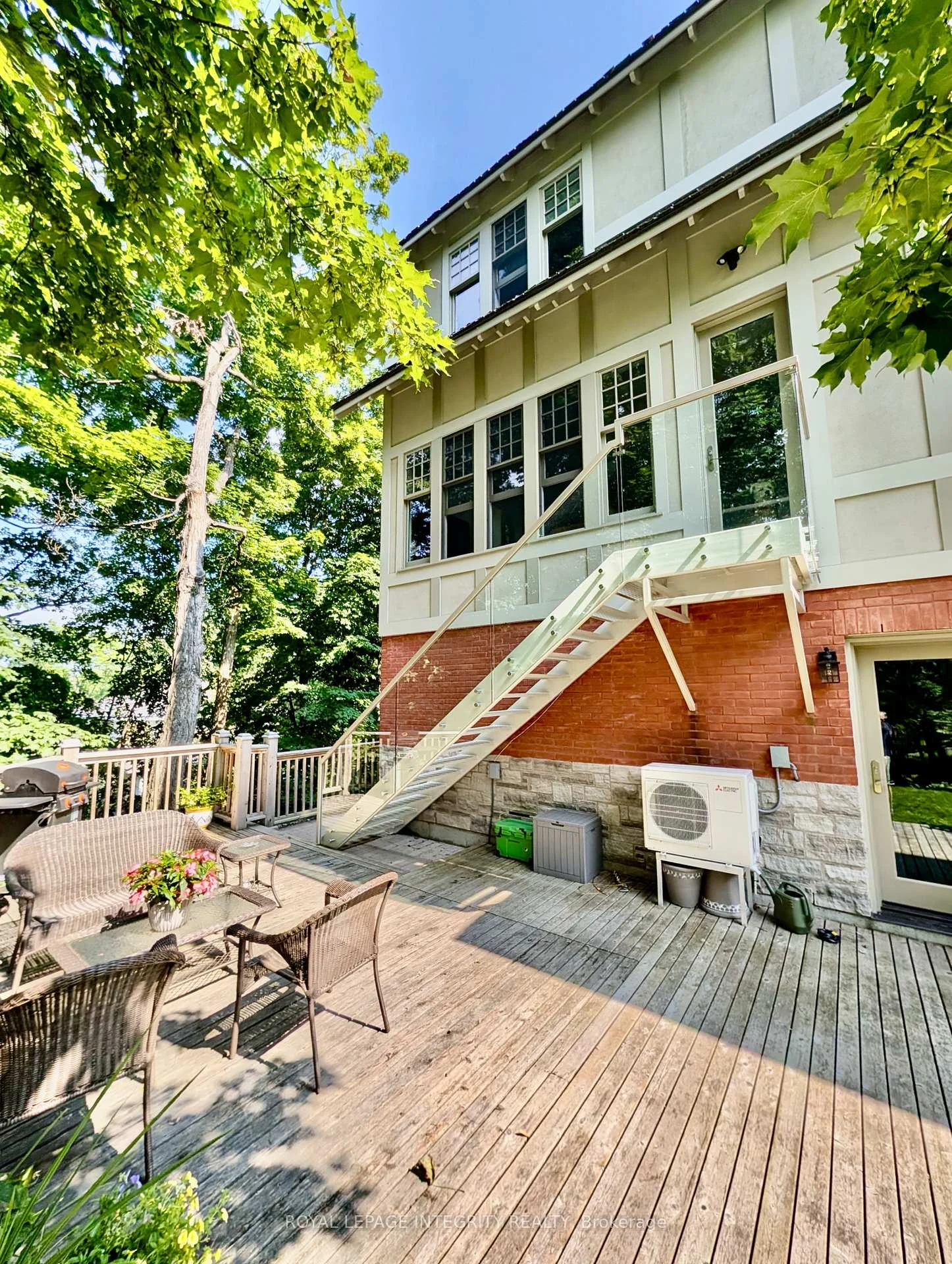 Photo 2 of Unit A, 459 Buena Vista Road, Ottawa, Rockcliffe — HOMEH
