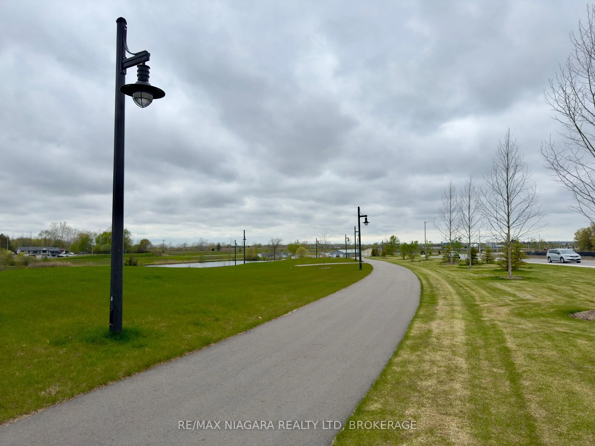 Photo 16 of 38 Pogie Drive, Welland, Dain City — HOMEH