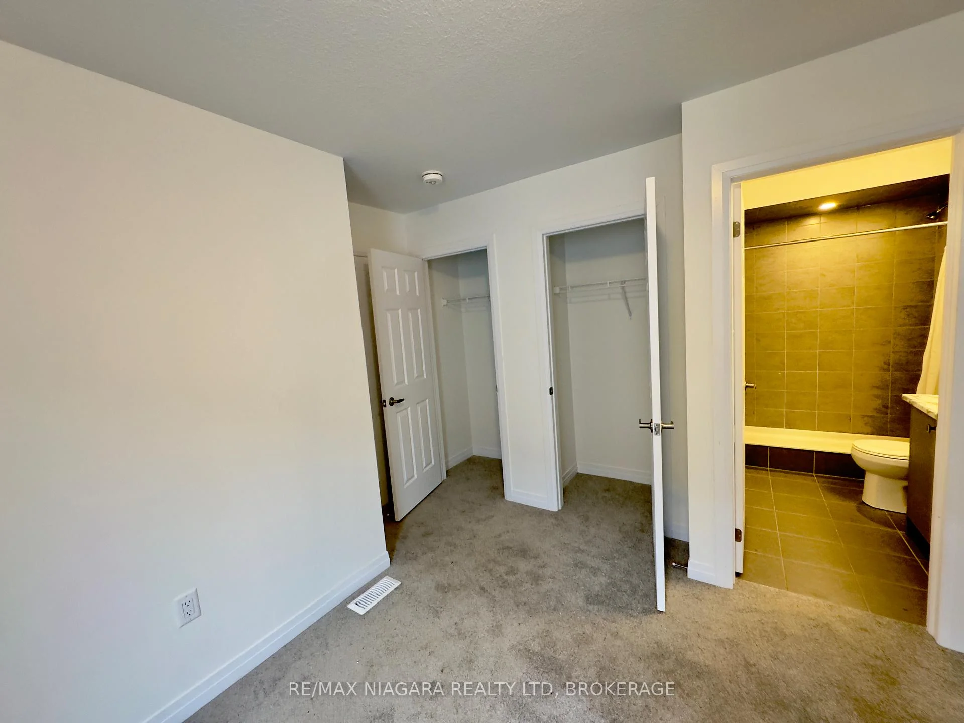 Photo 27 of 38 Pogie Drive, Welland, Dain City — HOMEH