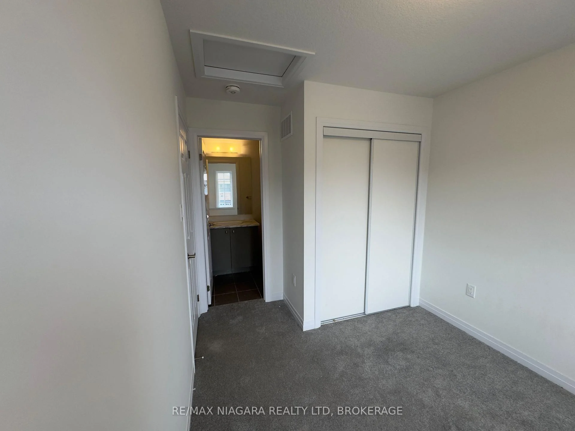 Photo 31 of 38 Pogie Drive, Welland, Dain City — HOMEH