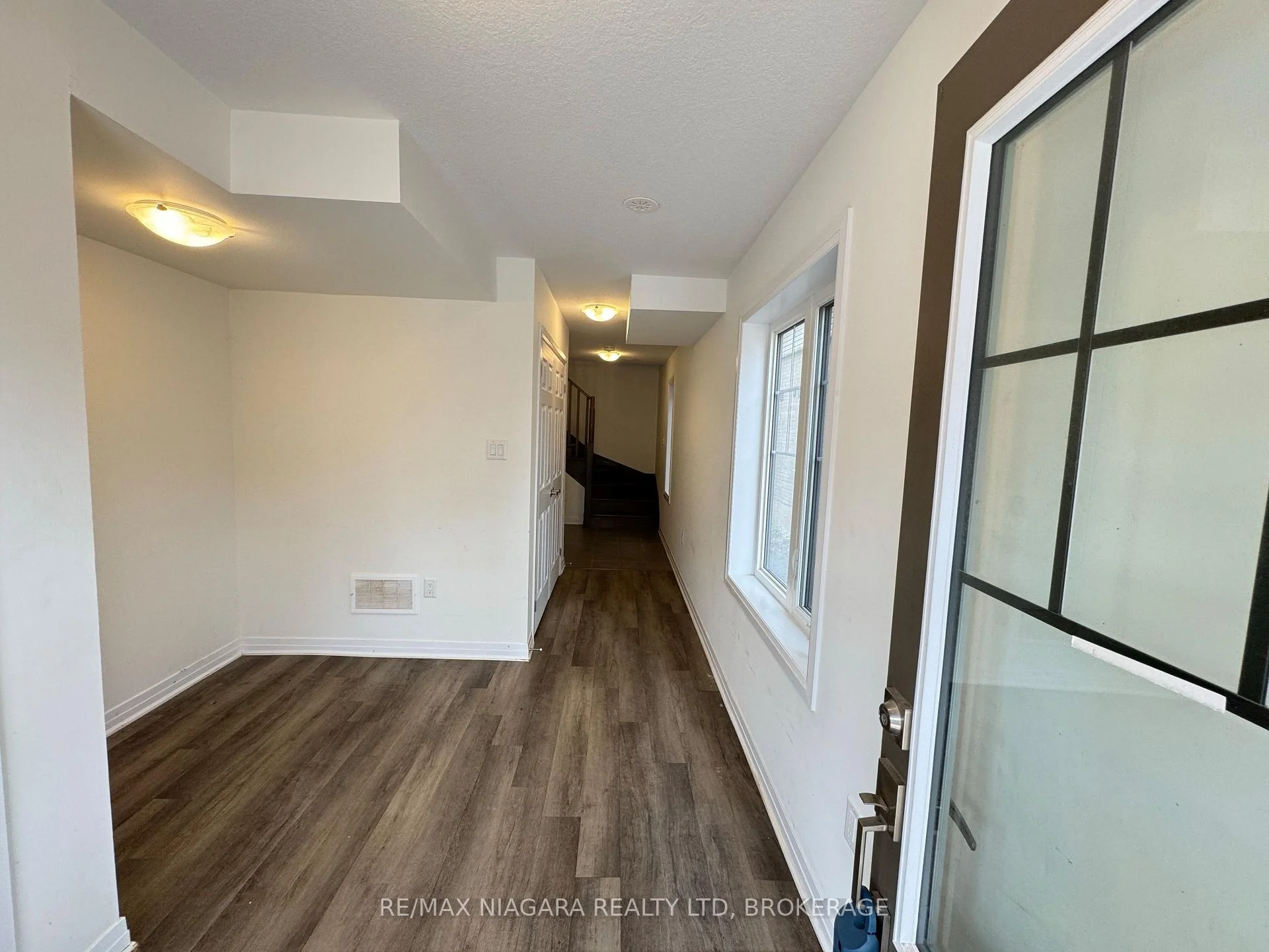 Photo 36 of 38 Pogie Drive, Welland, Dain City — HOMEH