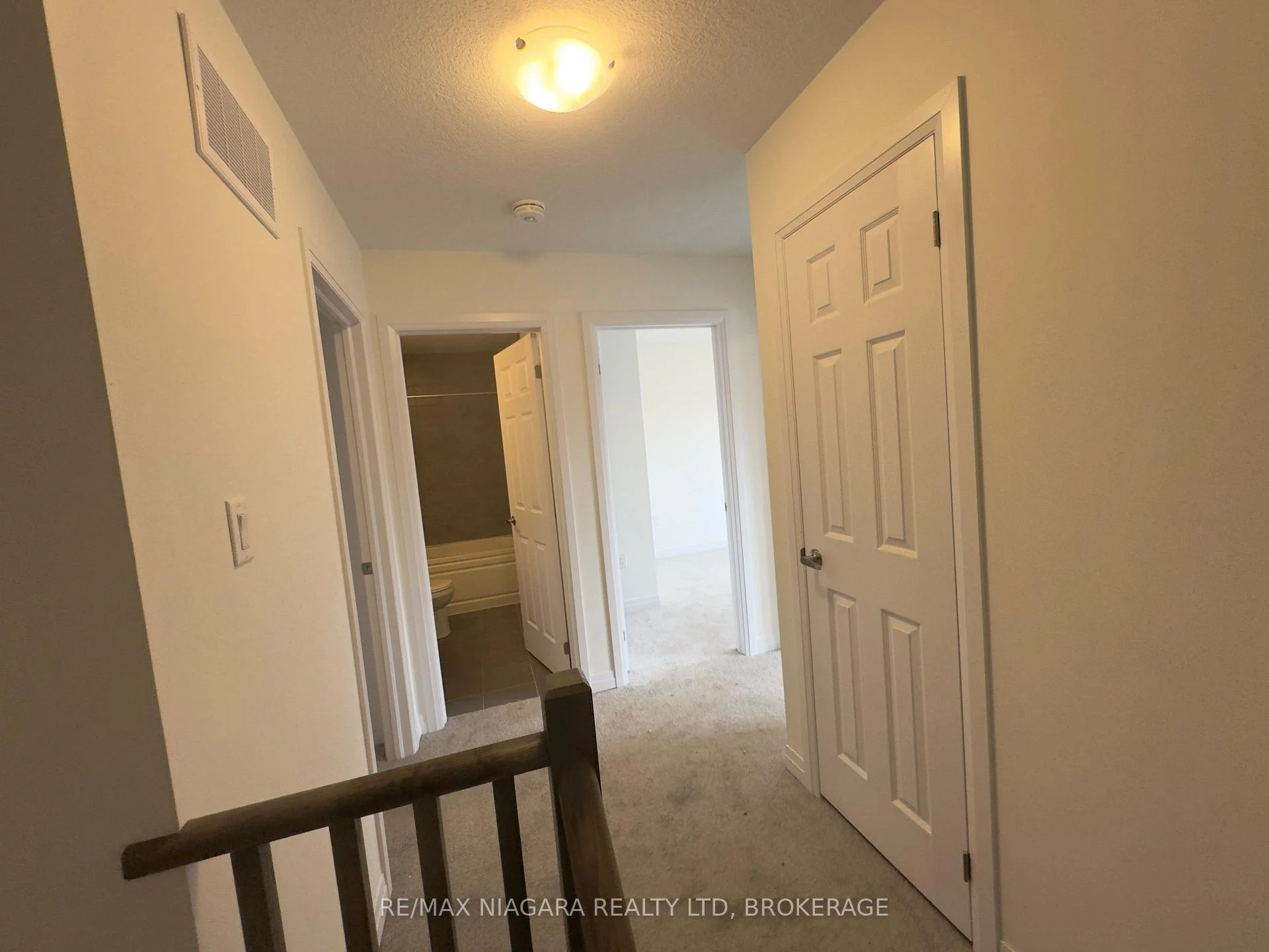 Photo 12 of 38 Pogie Drive, Welland, Dain City — HOMEH