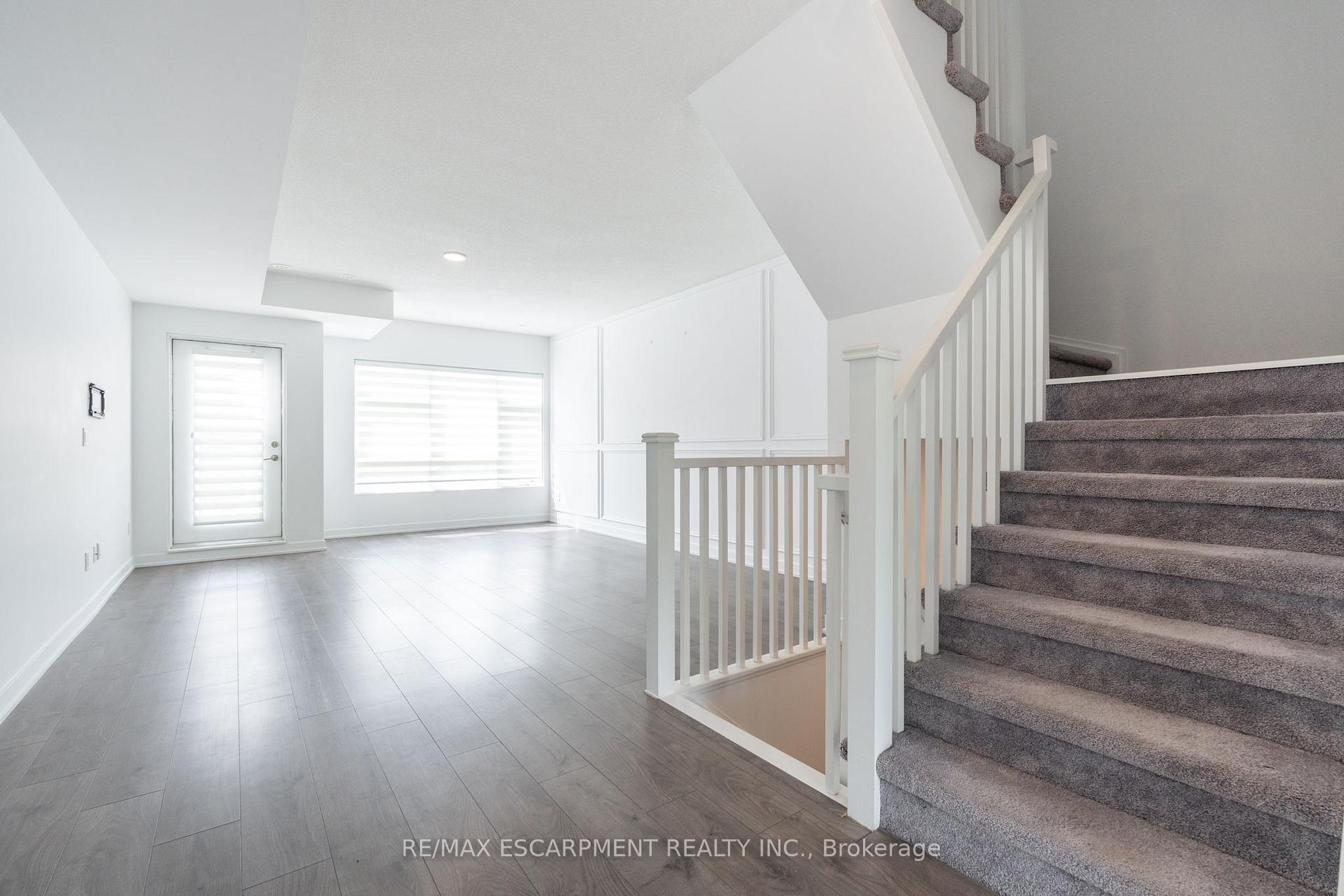 Photo 7 of Unit 73, 1121 Cooke Boulevard, Burlington, LaSalle — HOMEH