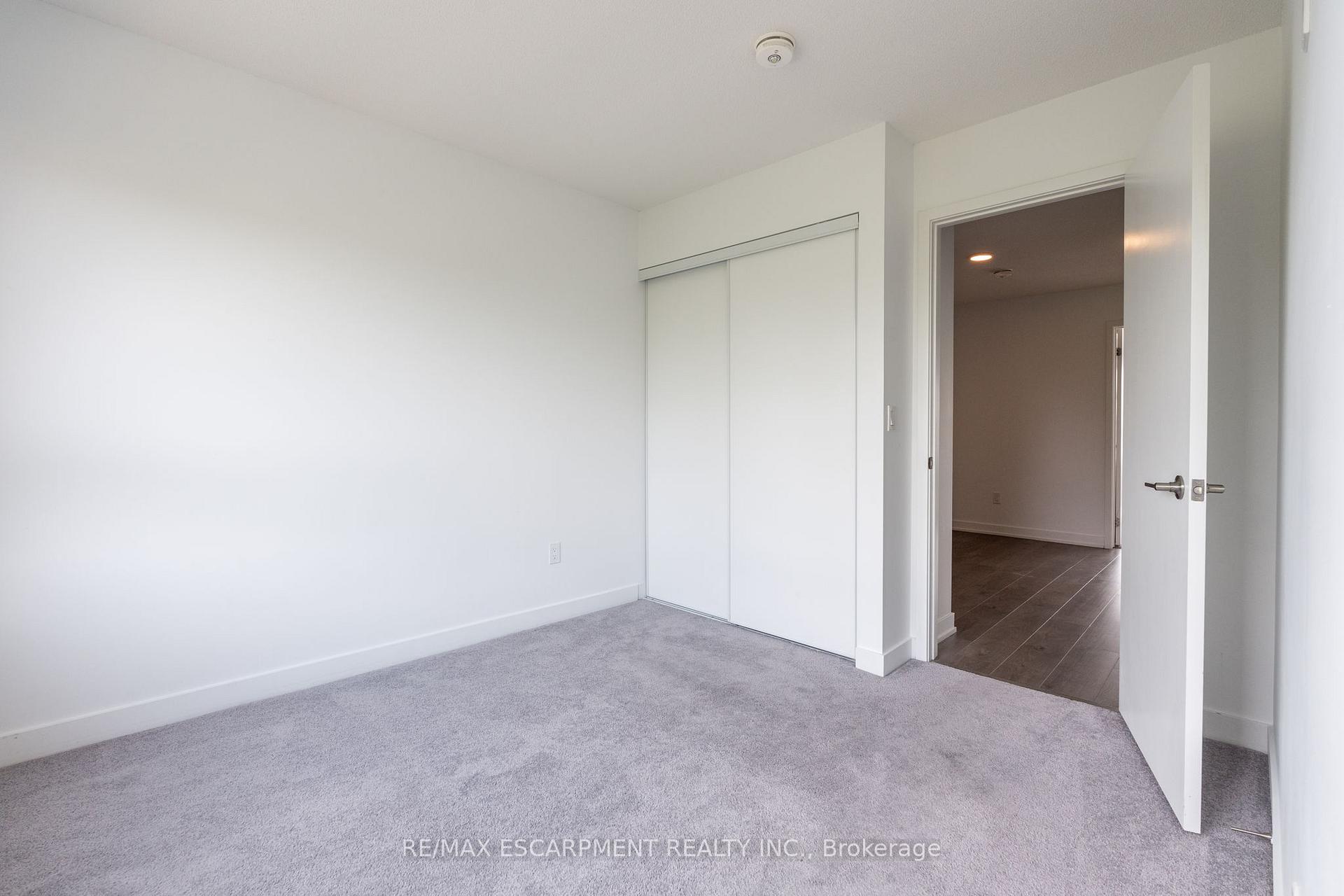 Photo 20 of Unit 73, 1121 Cooke Boulevard, Burlington, LaSalle — HOMEH