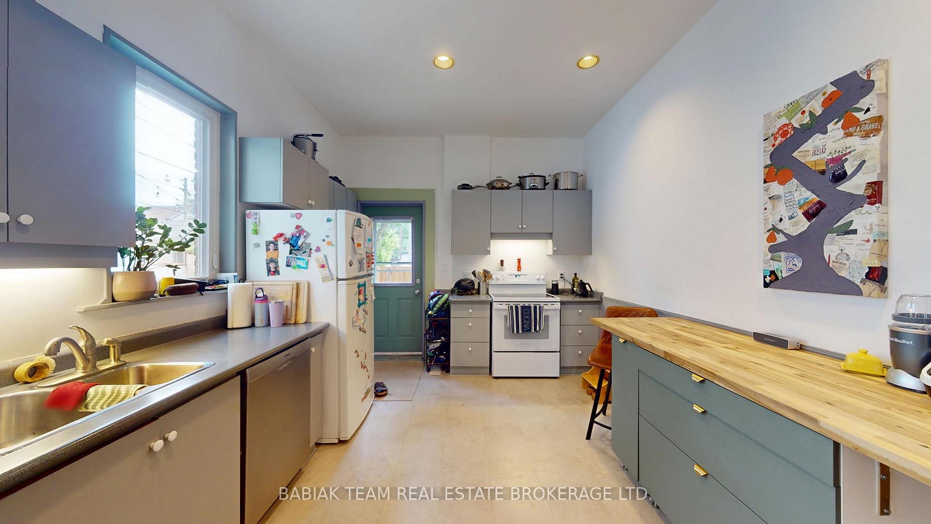 Photo 9 of 535 Clendenan Avenue, Toronto, Junction Area — HOMEH