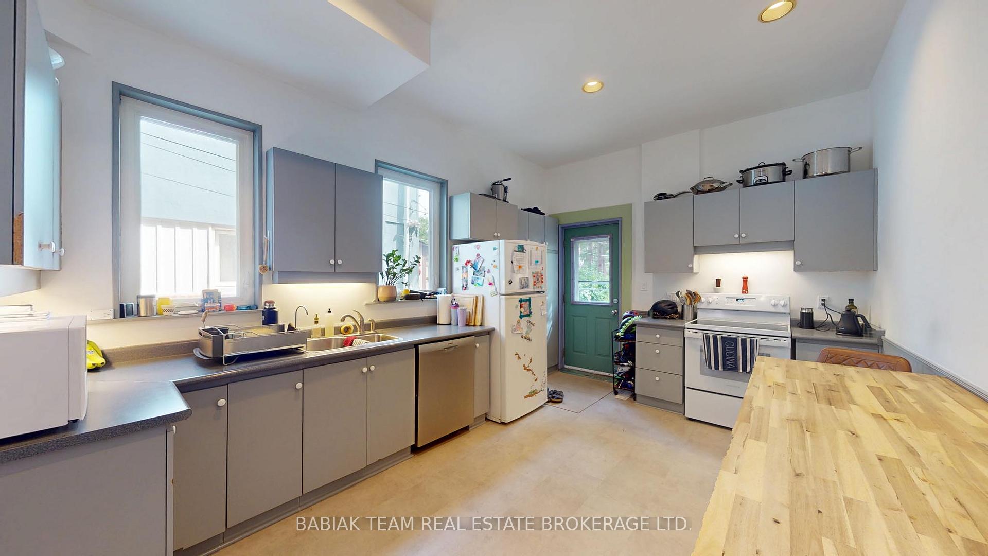 Photo 10 of 535 Clendenan Avenue, Toronto, Junction Area — HOMEH