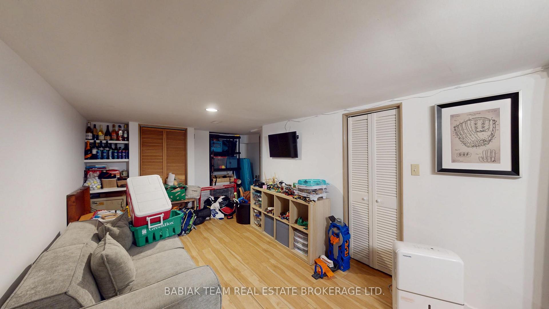 Photo 22 of 535 Clendenan Avenue, Toronto, Junction Area — HOMEH