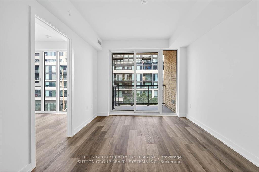 Photo 7 of Unit 402, 6 Chartwell Road, Etobicoke, Stonegate-Queensway — HOMEH