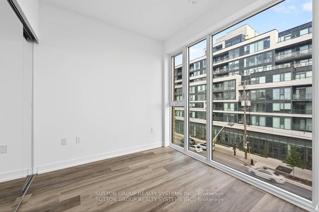 Photo 15 of Unit 402, 6 Chartwell Road, Etobicoke, Stonegate-Queensway — HOMEH