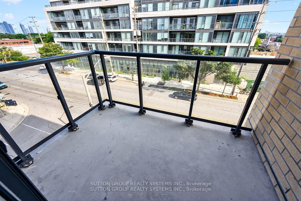 Photo 21 of Unit 402, 6 Chartwell Road, Etobicoke, Stonegate-Queensway — HOMEH