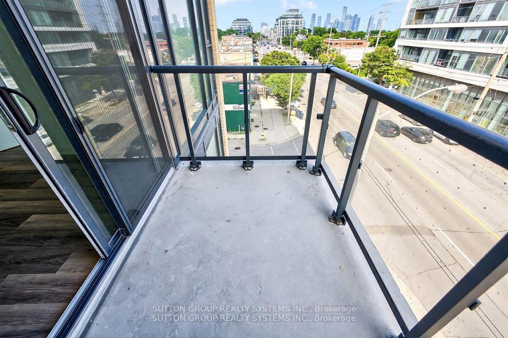 Photo 22 of Unit 402, 6 Chartwell Road, Etobicoke, Stonegate-Queensway — HOMEH
