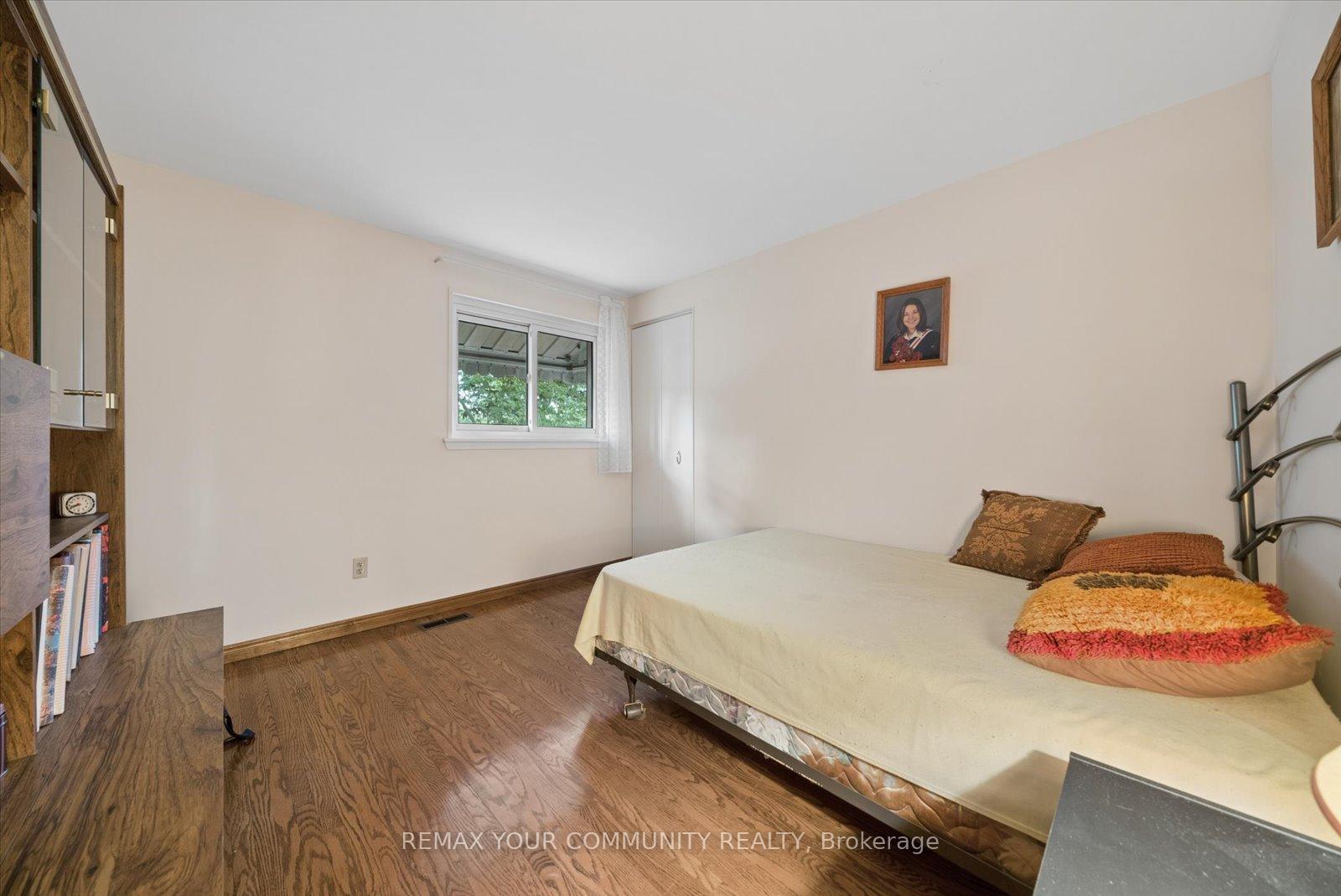 Photo 19 of 31 Deloraine Drive, Brampton, Southgate — HOMEH