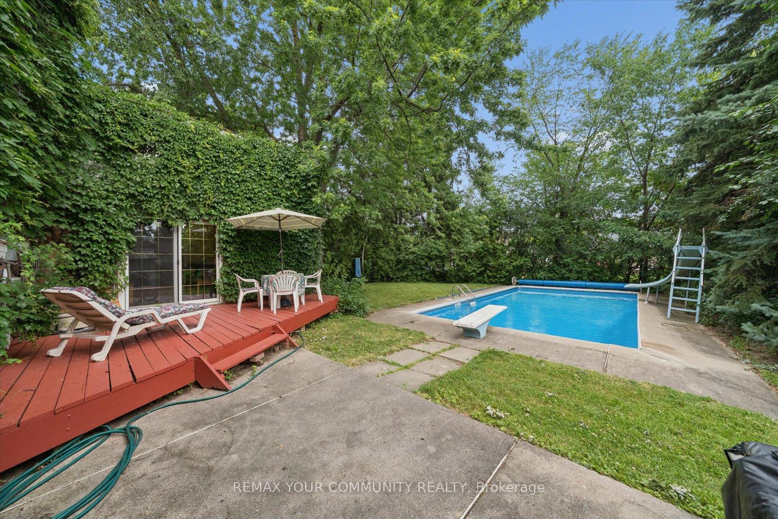 Photo 29 of 31 Deloraine Drive, Brampton, Southgate — HOMEH