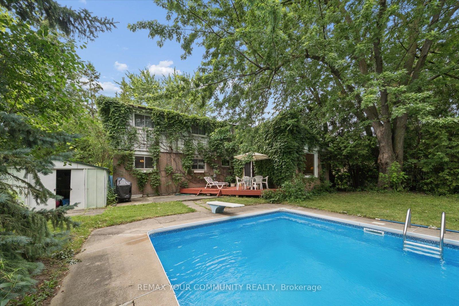 Photo 34 of 31 Deloraine Drive, Brampton, Southgate — HOMEH