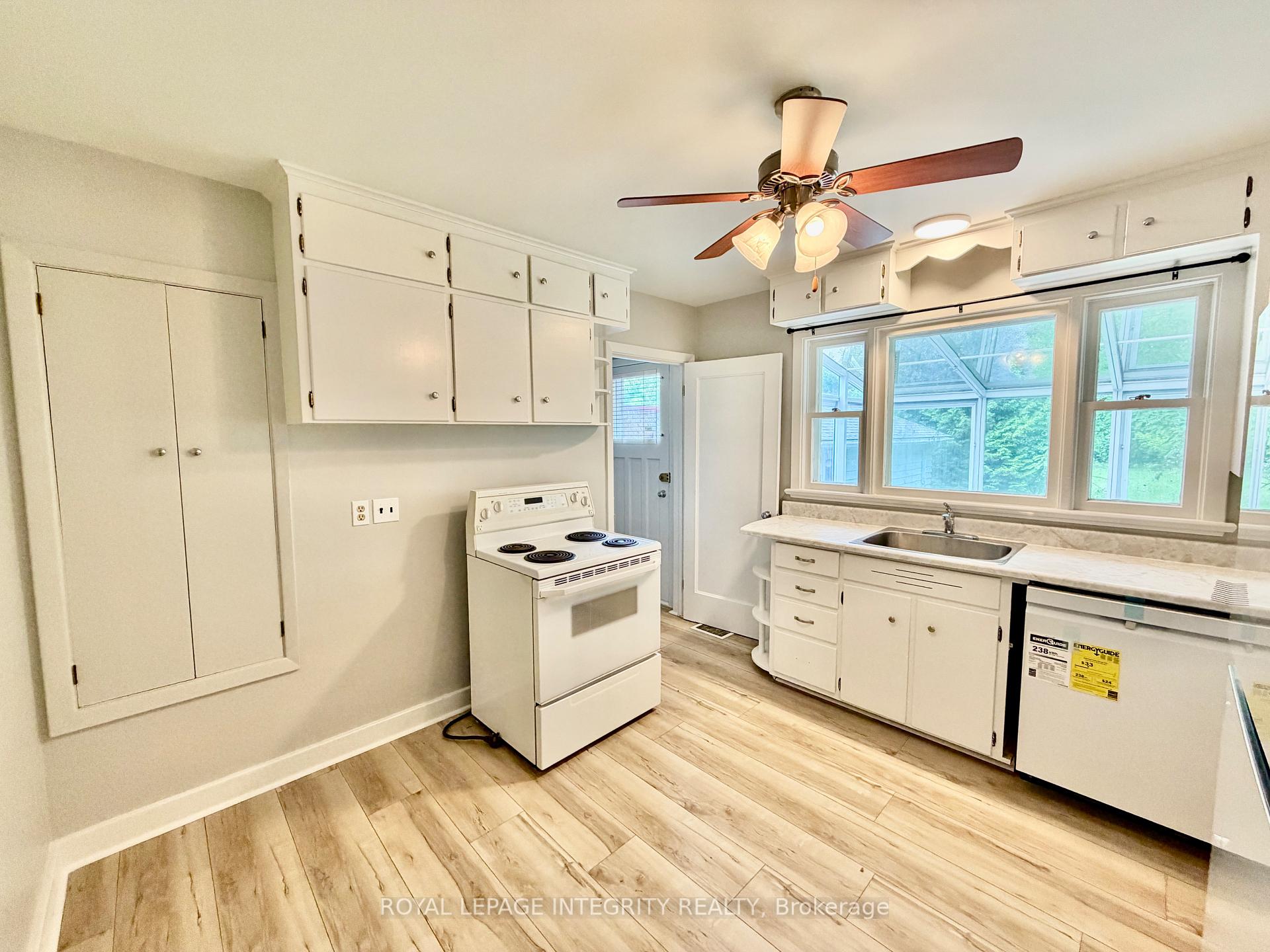 Photo 7 of 1107 Falaise Road, Ottawa, Borden Farm/Stewart Farm/Carleton Heights/Parkwood Hills — HOMEH