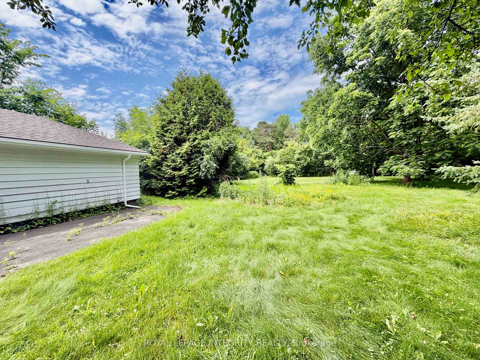 Photo 25 of 1107 Falaise Road, Ottawa, Borden Farm/Stewart Farm/Carleton Heights/Parkwood Hills — HOMEH
