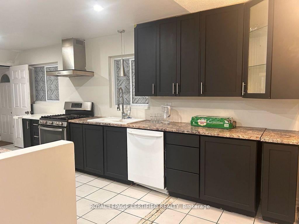 Photo 8 of Unit Upper, 2604 Hornsgate Drive, Mississauga, Sheridan — HOMEH