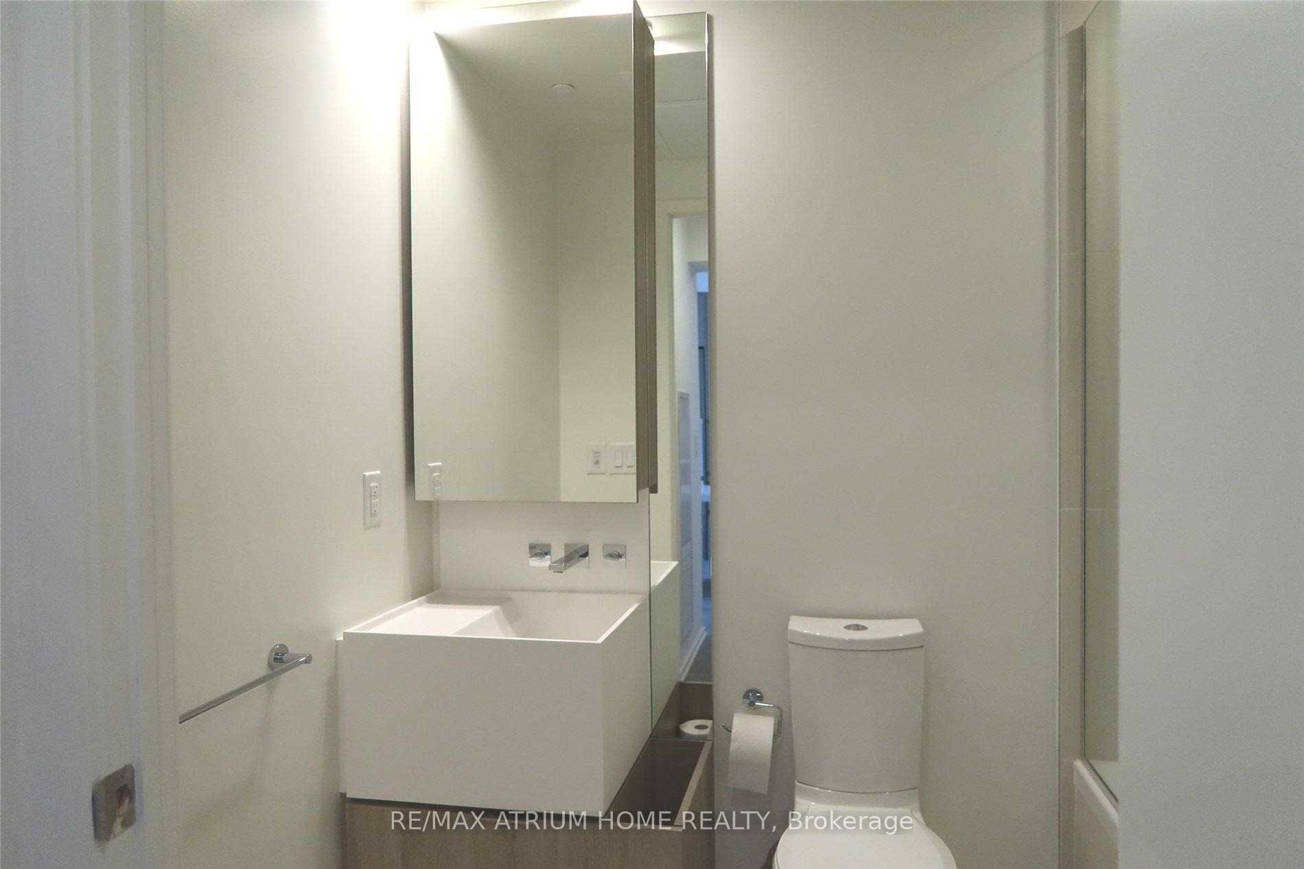 Photo 16 of Unit 3006, 1 Bloor Street E, Toronto, Church-Yonge Corridor — HOMEH