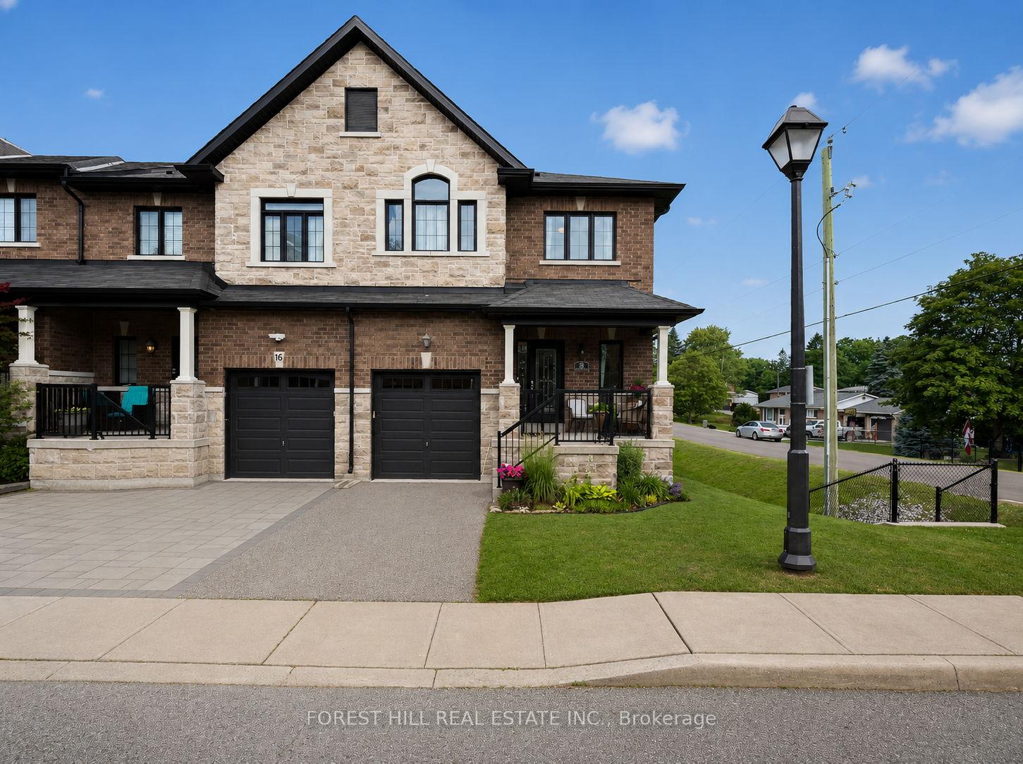 Front of 18 Charmuse Lane