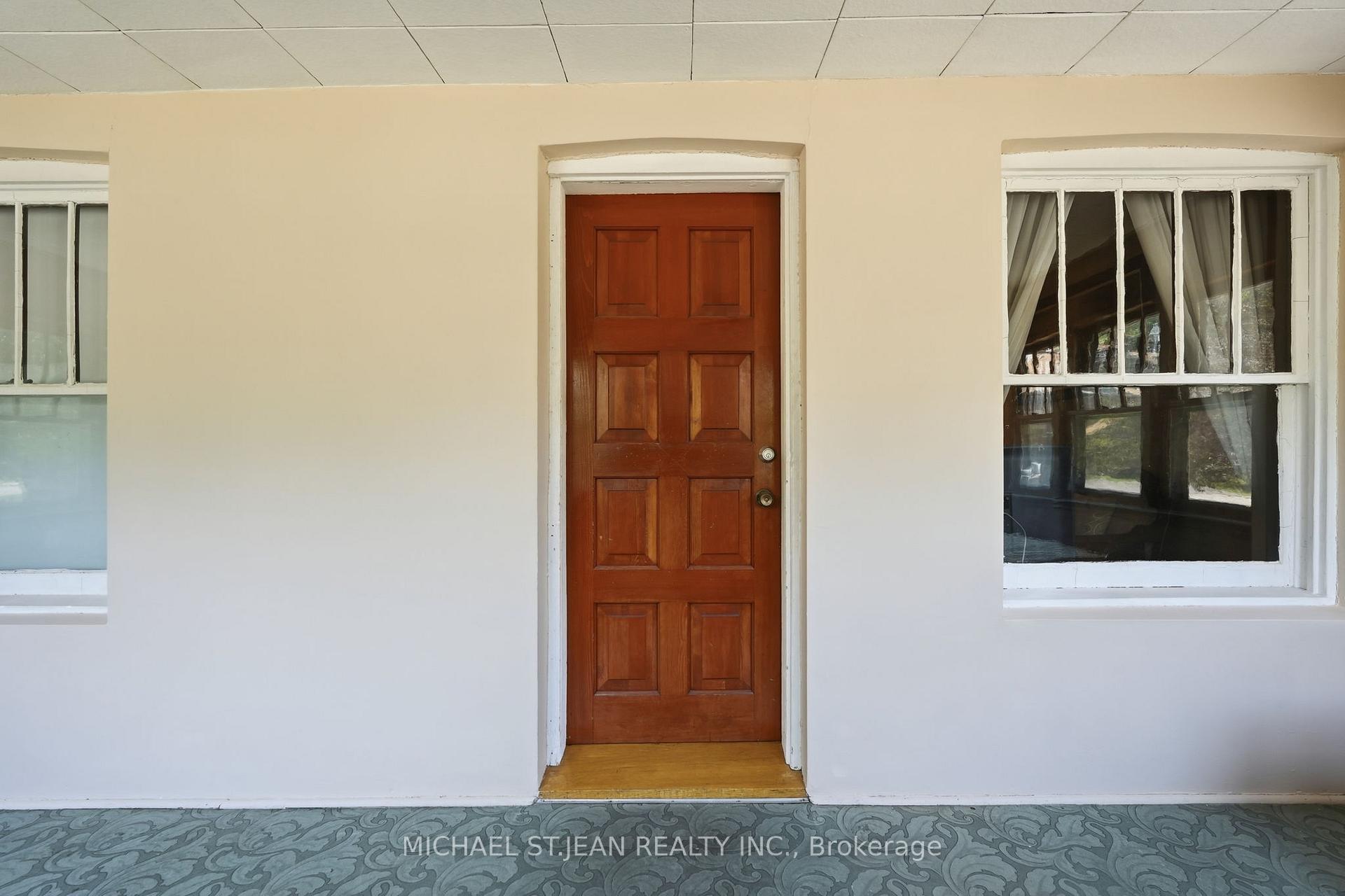 Photo 6 of 4587 Third Avenue, Niagara Falls, Cherrywood — HOMEH