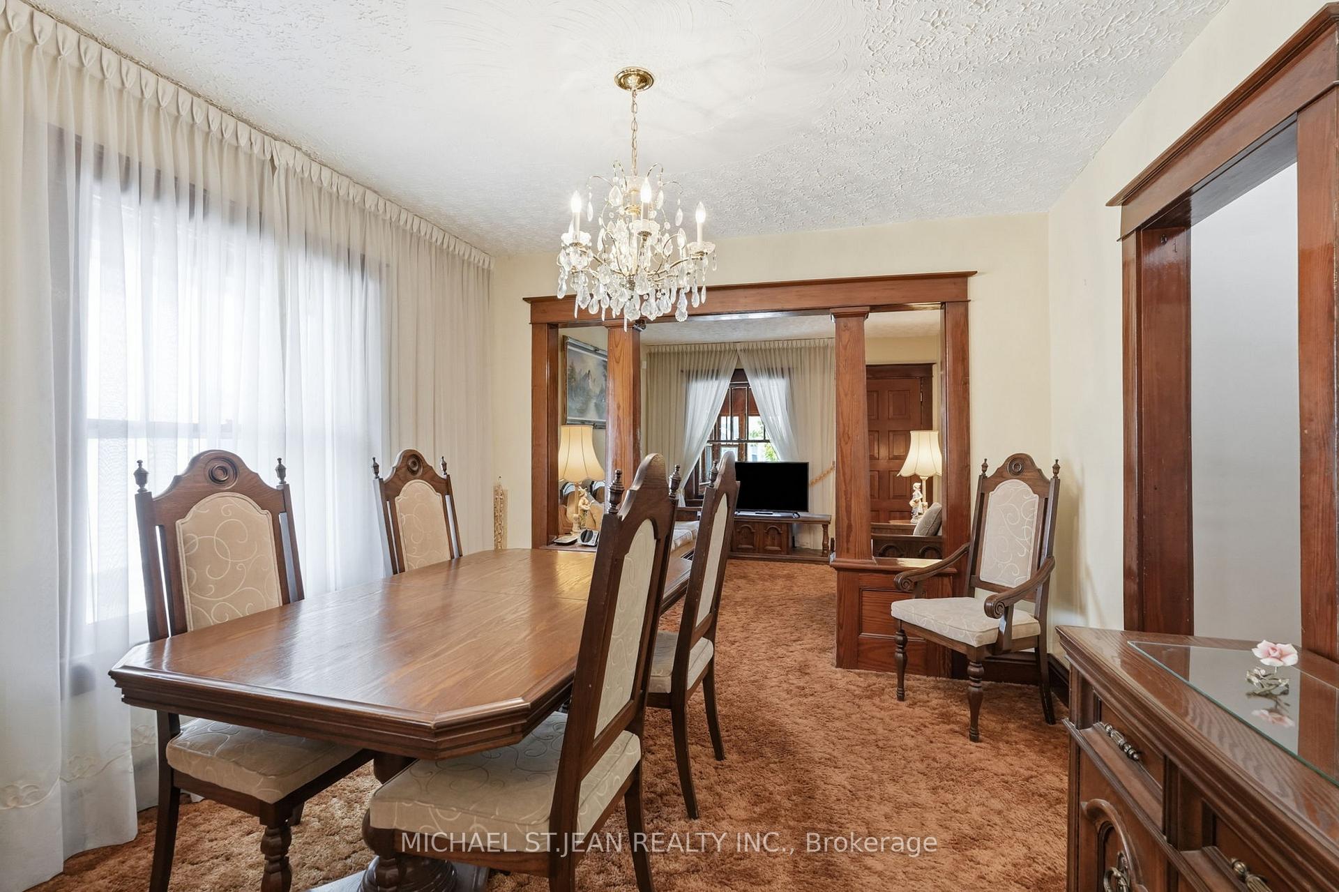 Photo 10 of 4587 Third Avenue, Niagara Falls, Cherrywood — HOMEH