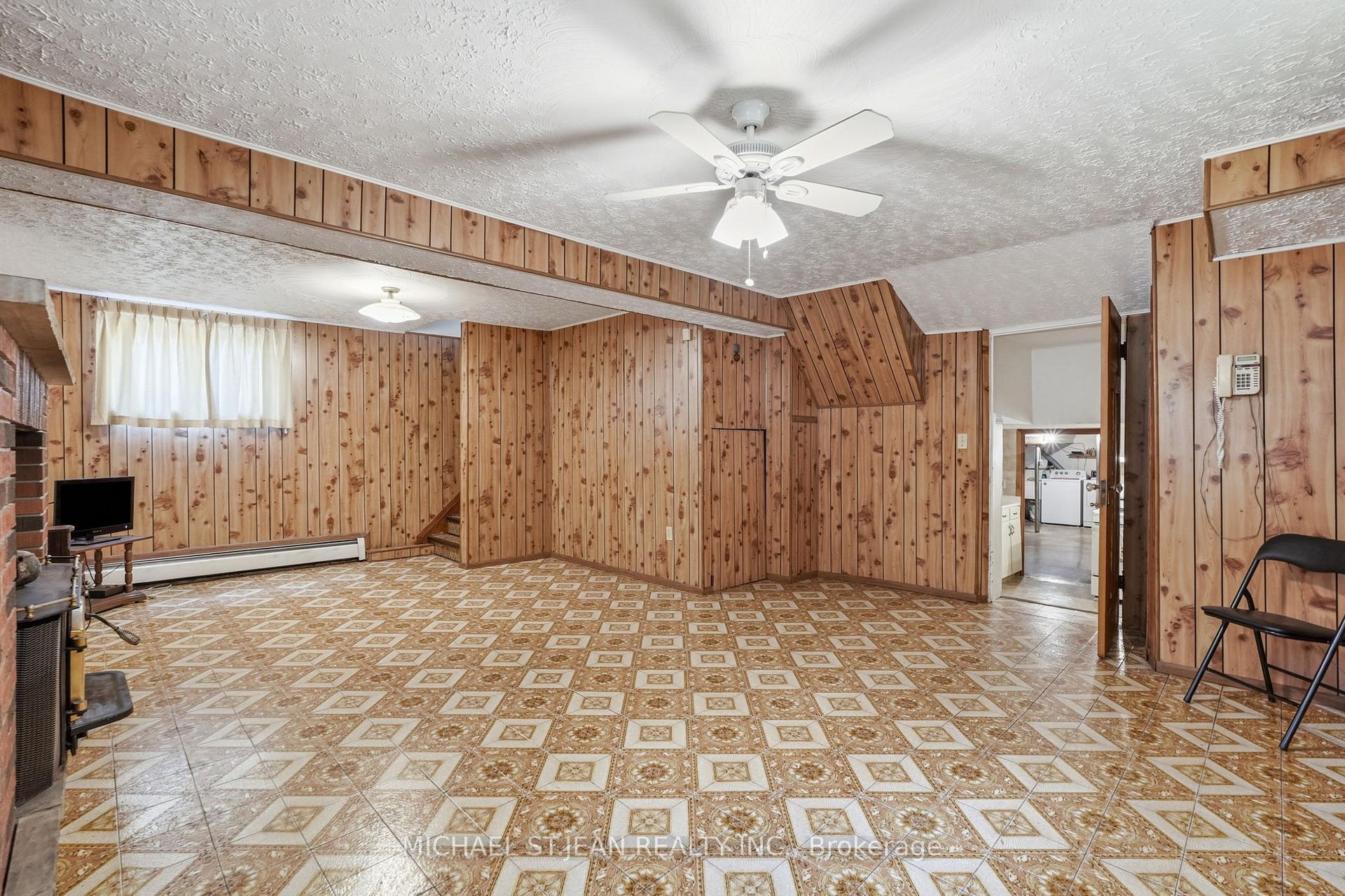 Photo 31 of 4587 Third Avenue, Niagara Falls, Cherrywood — HOMEH