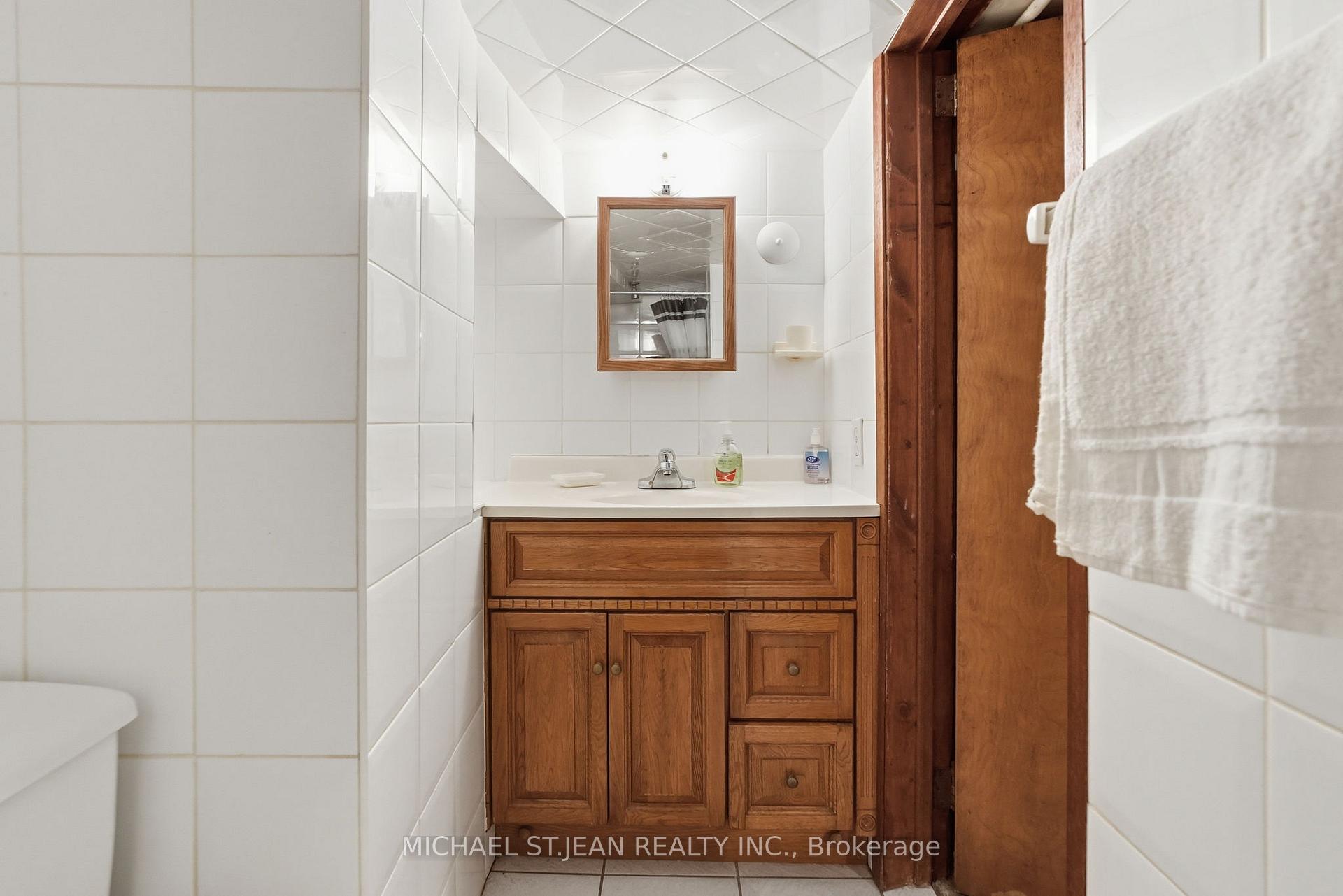 Photo 41 of 4587 Third Avenue, Niagara Falls, Cherrywood — HOMEH