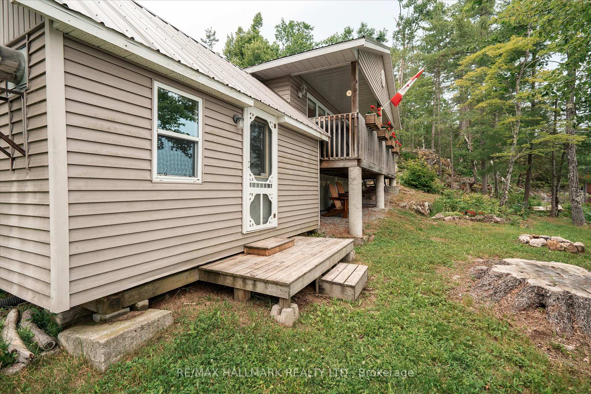 Photo 24 of 11 Fire Route 44, North Kawartha — HOMEH