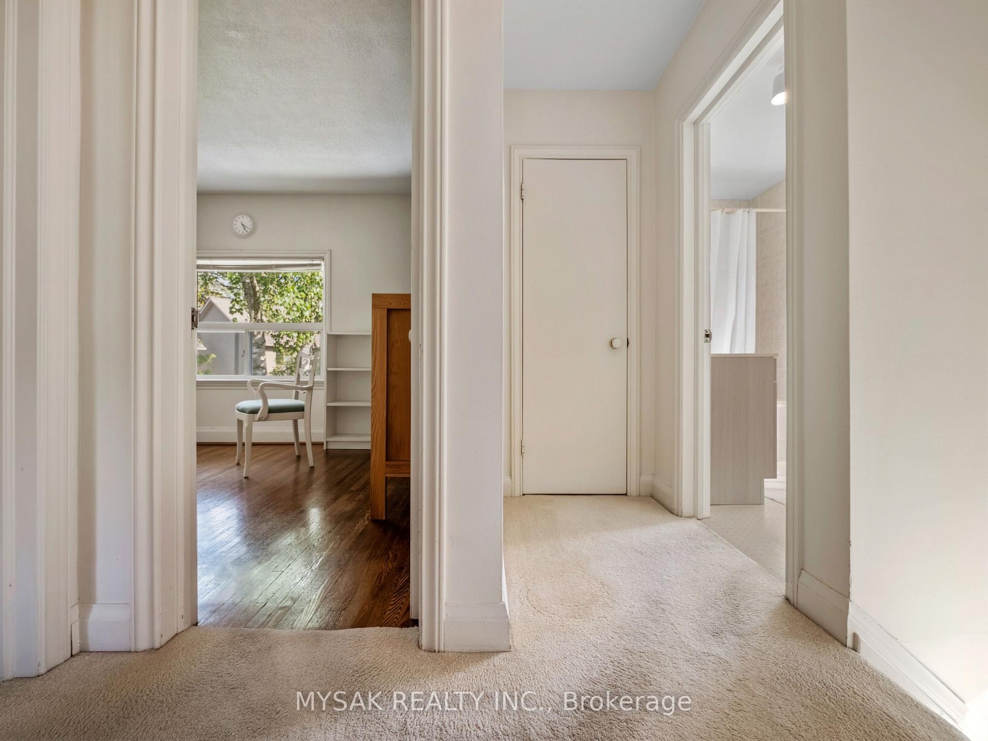 Photo 21 of 21 Oak Hampton Boulevard, Etobicoke, Kingsway South — HOMEH