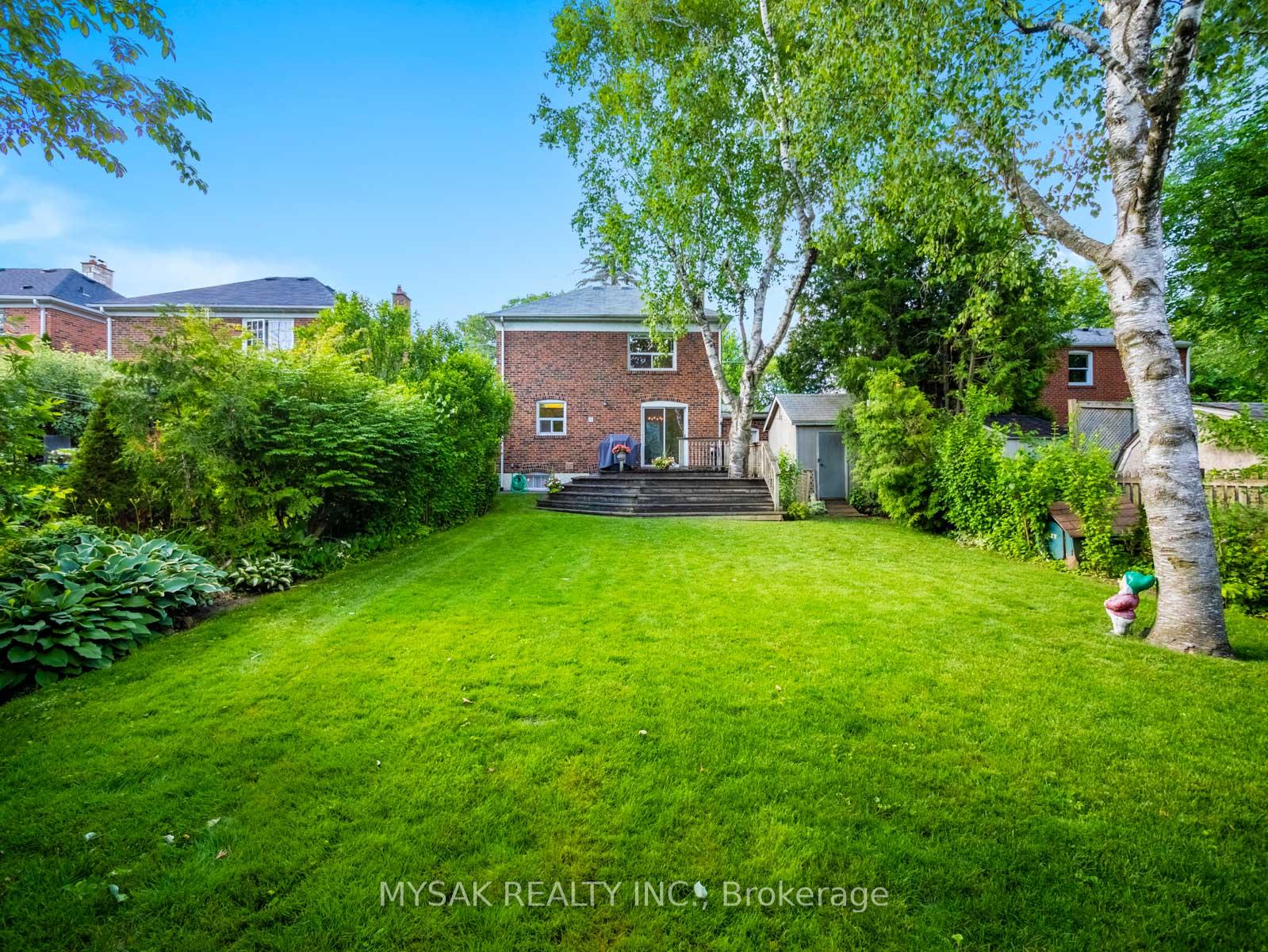 Photo 41 of 21 Oak Hampton Boulevard, Etobicoke, Kingsway South — HOMEH