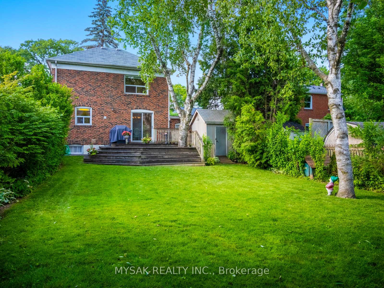 Photo 42 of 21 Oak Hampton Boulevard, Etobicoke, Kingsway South — HOMEH