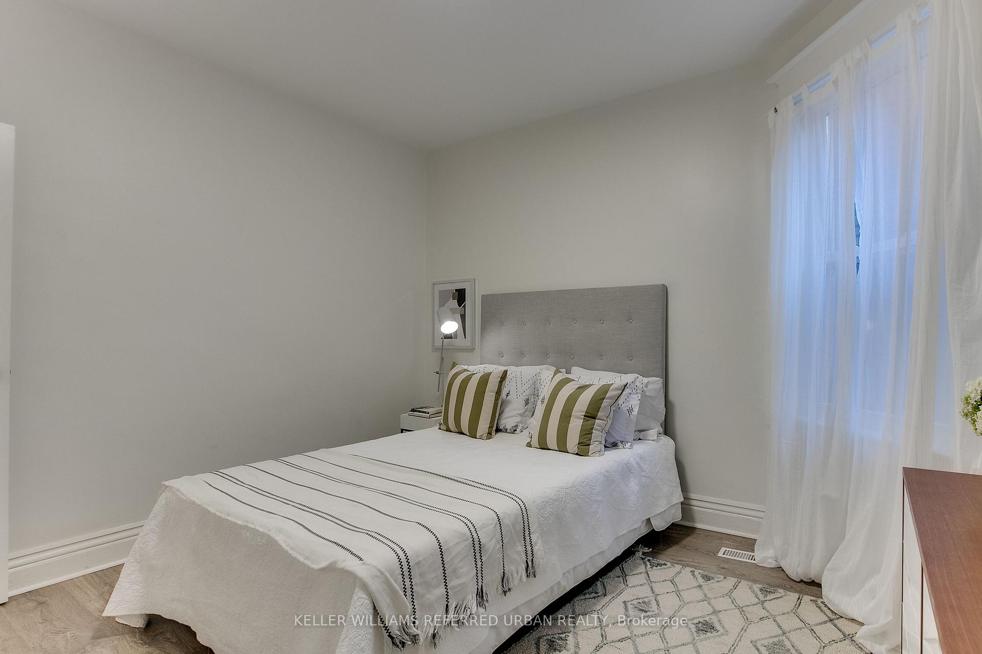 Photo 8 of Unit Main, 17 Wade Avenue, Toronto, Dovercourt-Wallace Emerson-Junction — HOMEH