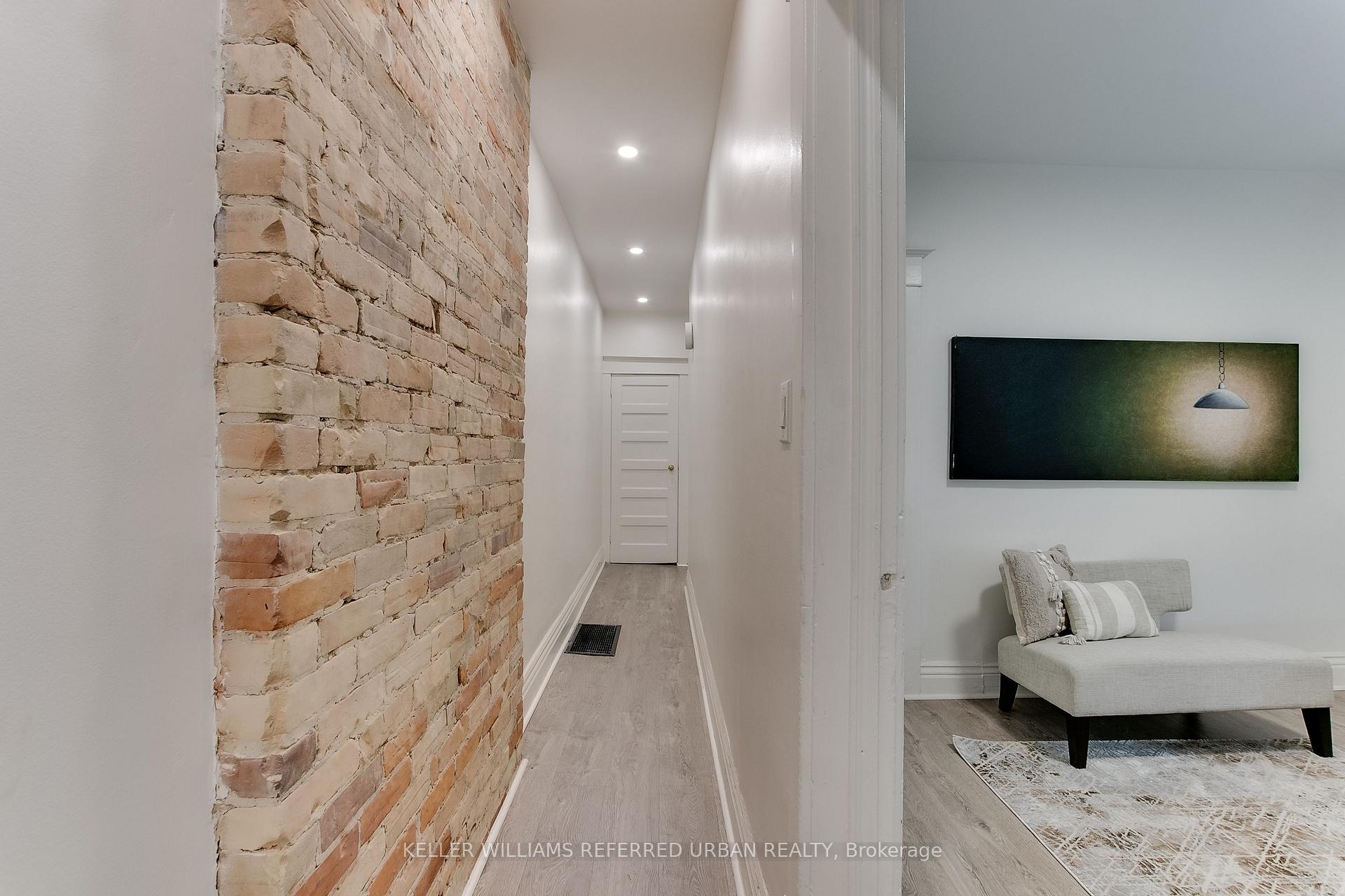 Photo 11 of Unit Main, 17 Wade Avenue, Toronto, Dovercourt-Wallace Emerson-Junction — HOMEH