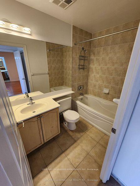 Photo 6 of Unit 233, 33 Cox Boulevard, Markham, Unionville — HOMEH
