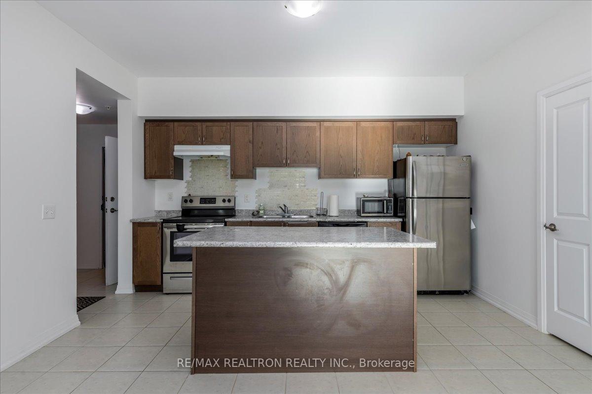 Photo 6 of Unit 102, 299 Cundles Road E, Barrie, Alliance — HOMEH