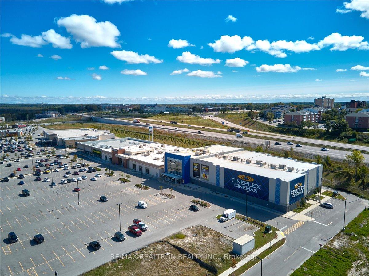 Photo 23 of Unit 102, 299 Cundles Road E, Barrie, Alliance — HOMEH