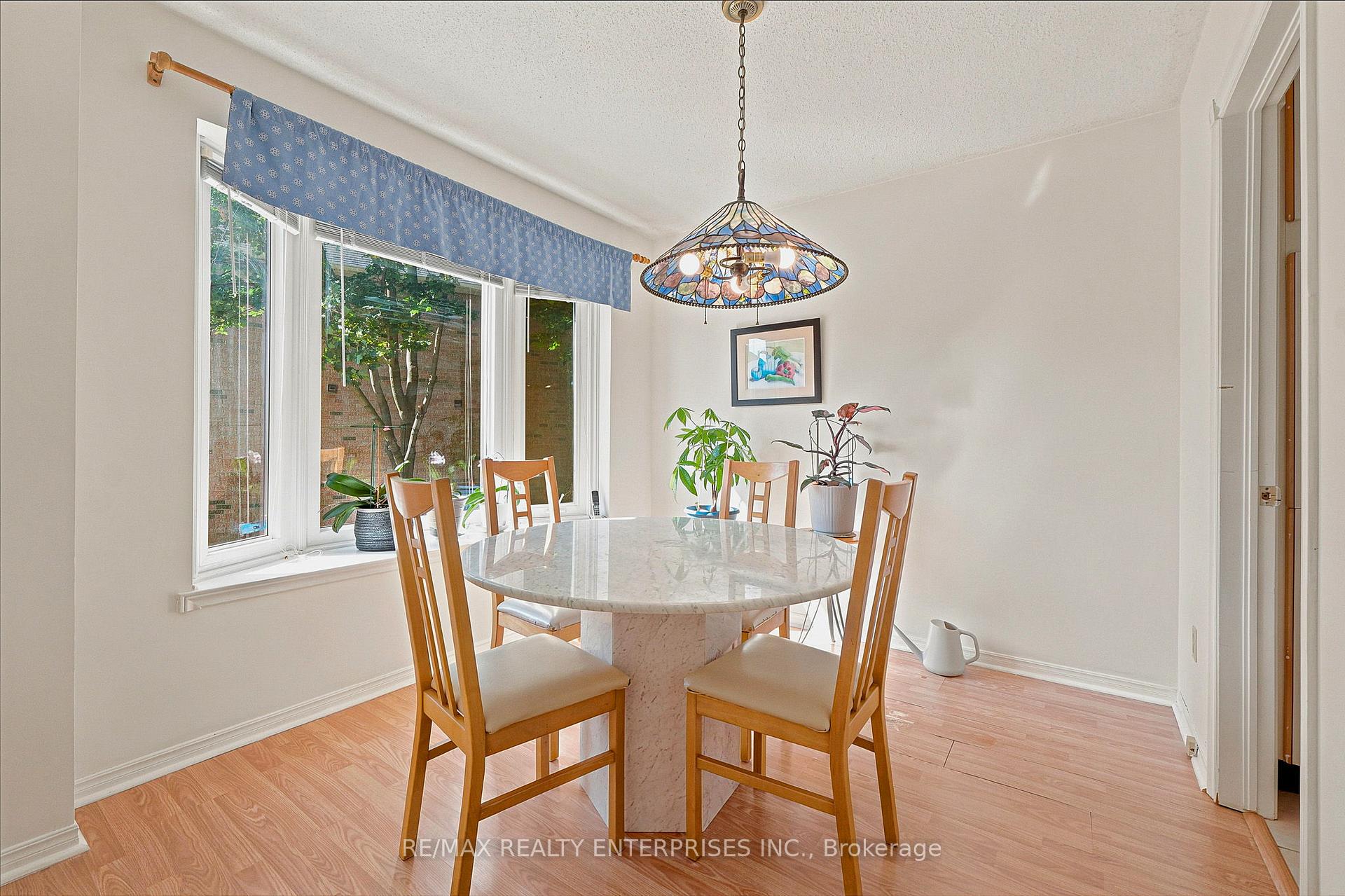 Photo 4 of Unit 68, 4635 Regents Terrace, Mississauga, Hurontario — HOMEH