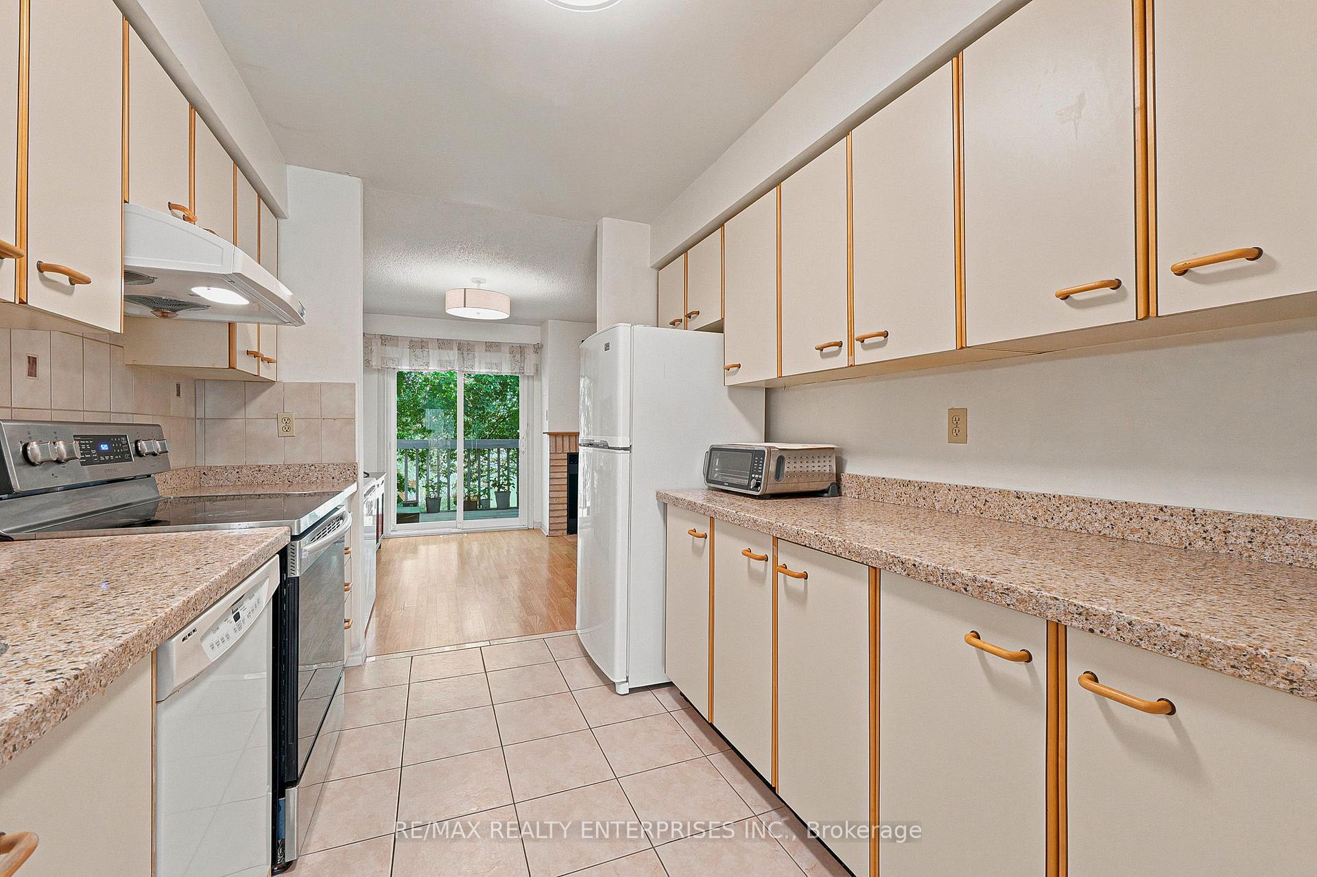 Photo 7 of Unit 68, 4635 Regents Terrace, Mississauga, Hurontario — HOMEH