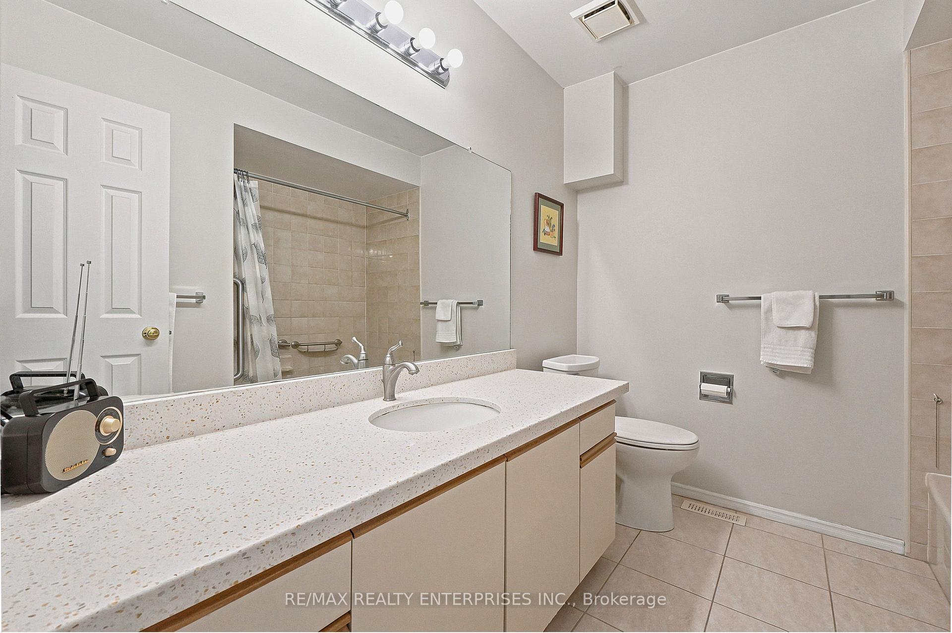 Photo 32 of Unit 68, 4635 Regents Terrace, Mississauga, Hurontario — HOMEH