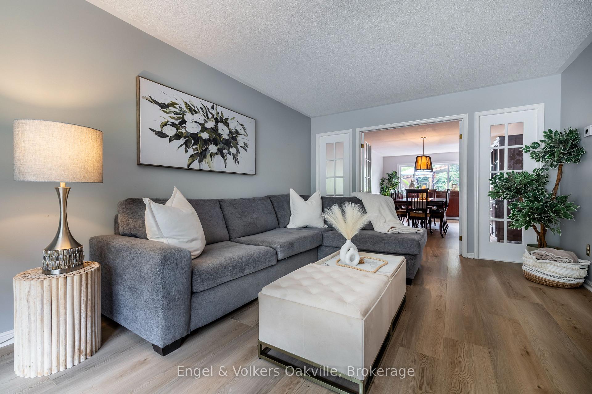 Photo 10 of 1181 Grange Road, Oakville, Falgarwood — HOMEH